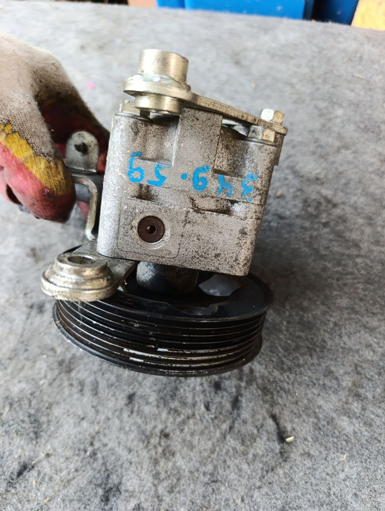 https://ycs.partsauto.market/partsauto-images/thmbs/userImages/d9b05010c61782443e0b3e264cf05921/part/b1a8d25b-81d3-4c3d-a34b-932b67881749_1783512468077.jpg