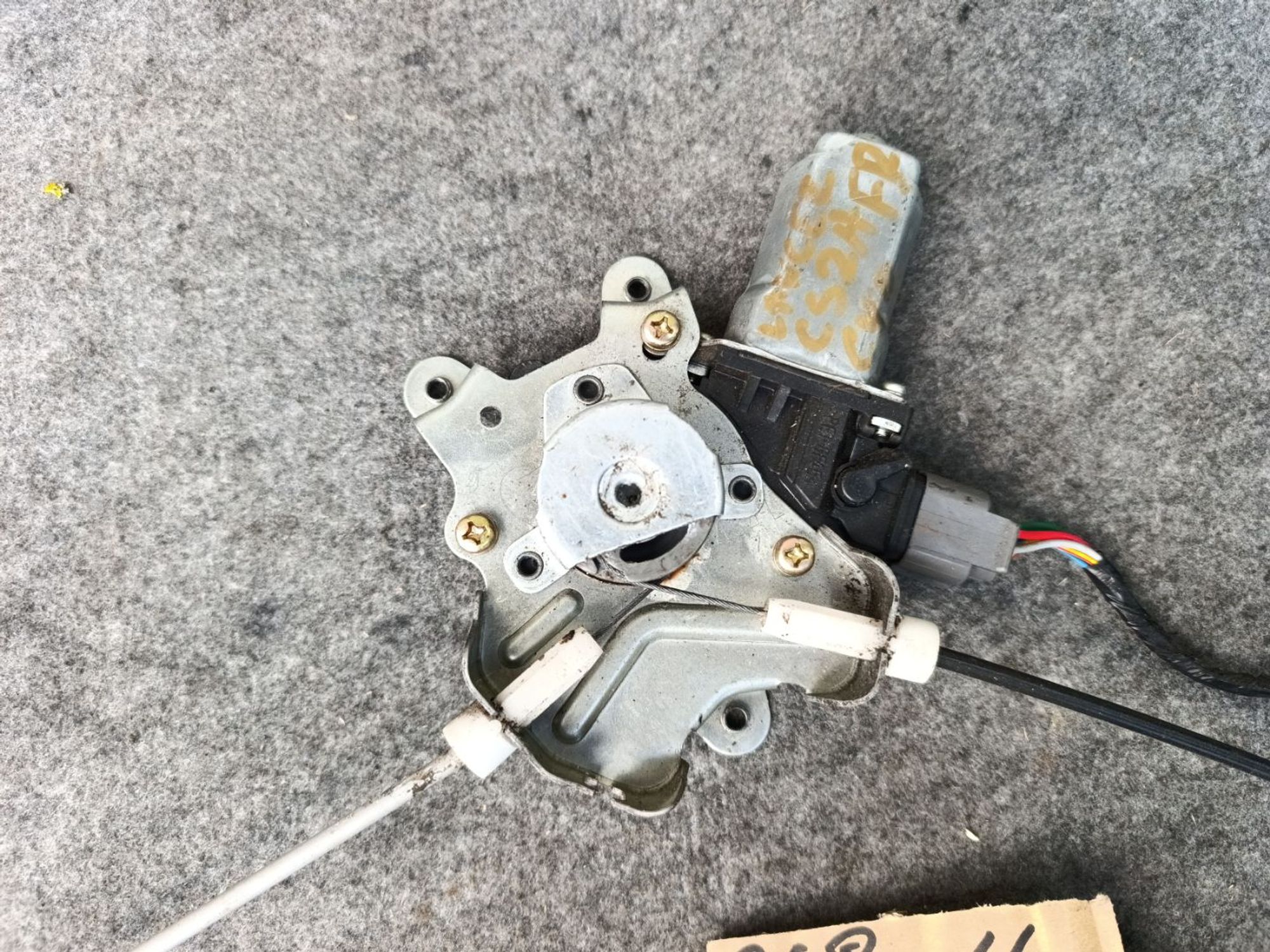 Стеклоподъемник правый Mitsubishi lancer cedia, 5200 рублей, Ленина