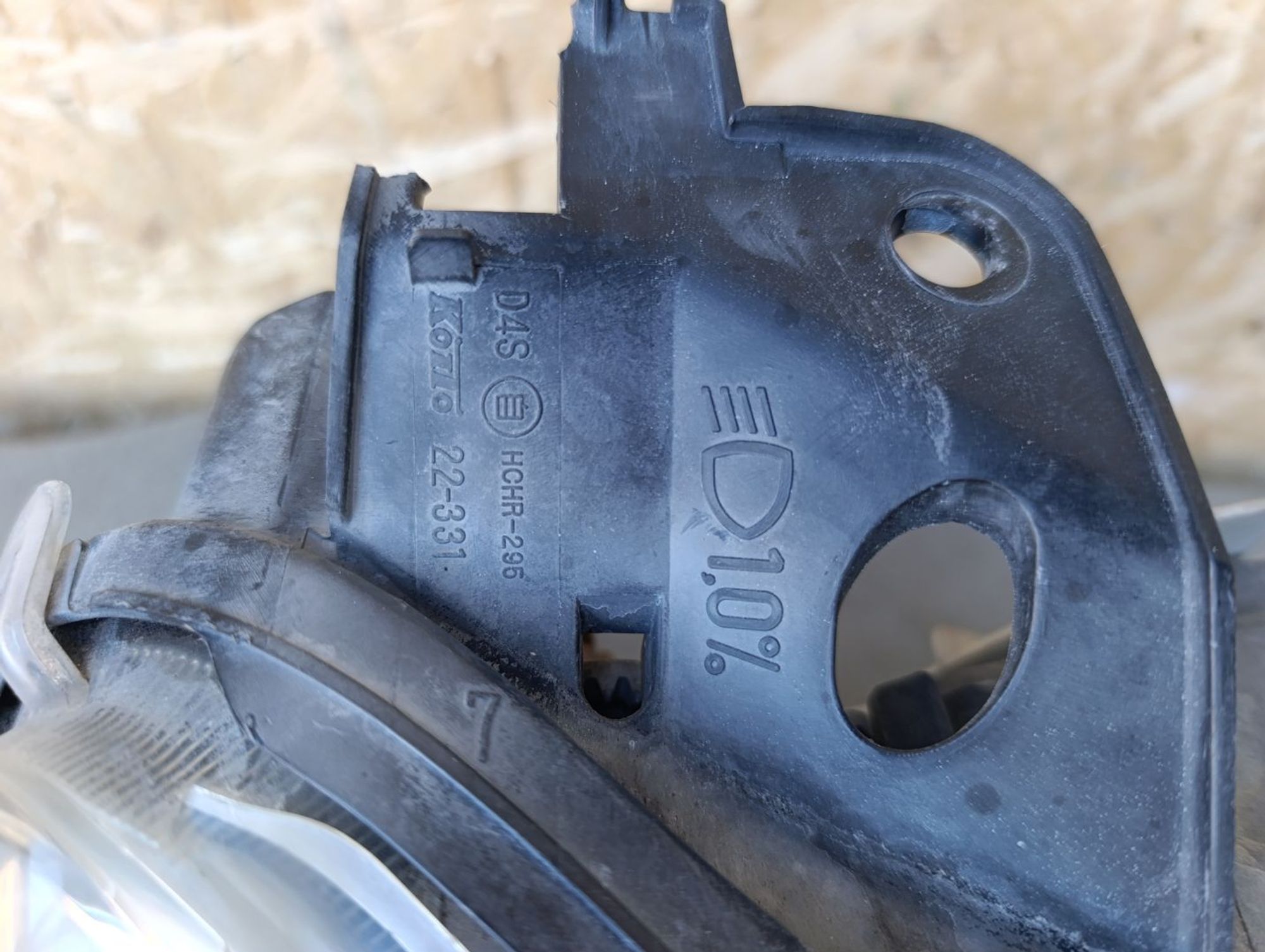 https://ycs.partsauto.market/partsauto-images/thmbs/userImages/d9b05010c61782443e0b3e264cf05921/part/b284e7e1-c875-4866-a3a2-38a7fdb0e513_1785337799229.jpg