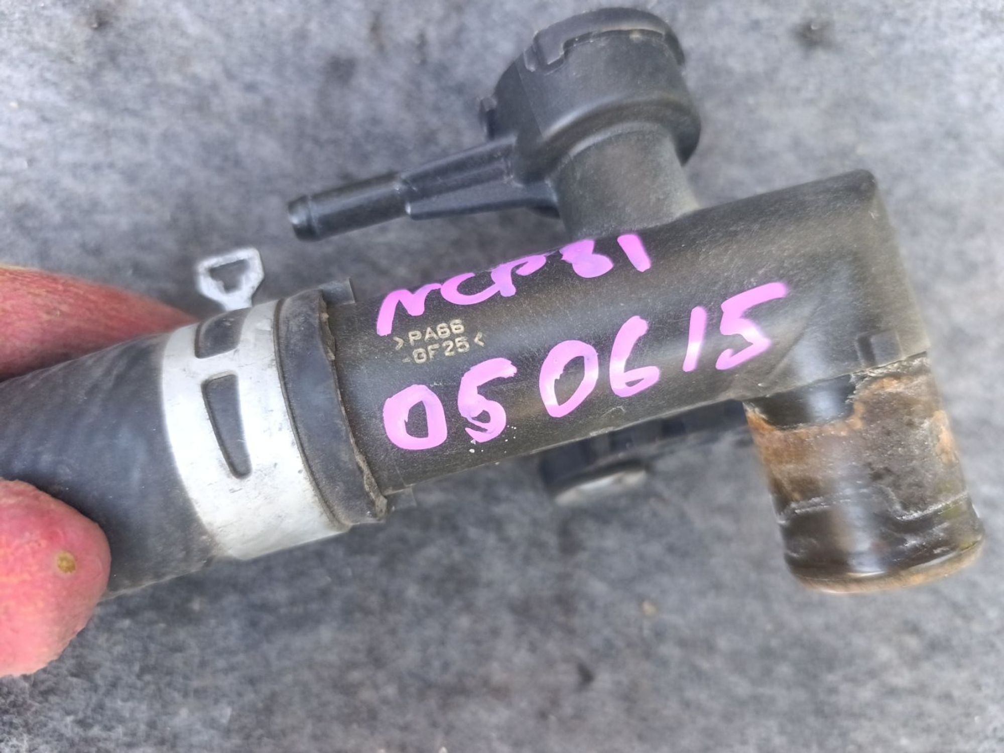 https://ycs.partsauto.market/partsauto-images/thmbs/userImages/d9b05010c61782443e0b3e264cf05921/part/b2f99264-a34e-49ec-9b24-e9ebbb98b0b8_1780668391781.jpg
