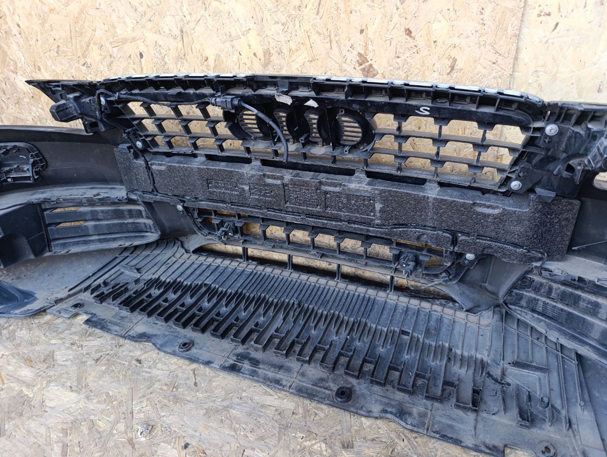 https://ycs.partsauto.market/partsauto-images/thmbs/userImages/d9b05010c61782443e0b3e264cf05921/part/b324cc14-6508-451d-a088-ae8450a8b50e_1783005710541.jpg