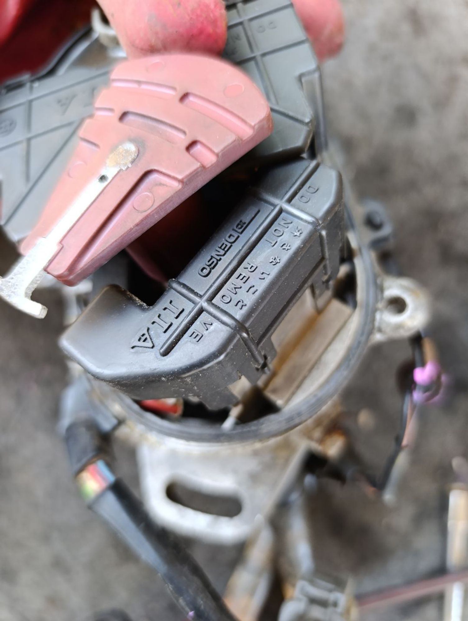 https://ycs.partsauto.market/partsauto-images/thmbs/userImages/d9b05010c61782443e0b3e264cf05921/part/b356f082-5305-46aa-bbd4-88f51cbe8728_1783593457933.jpg