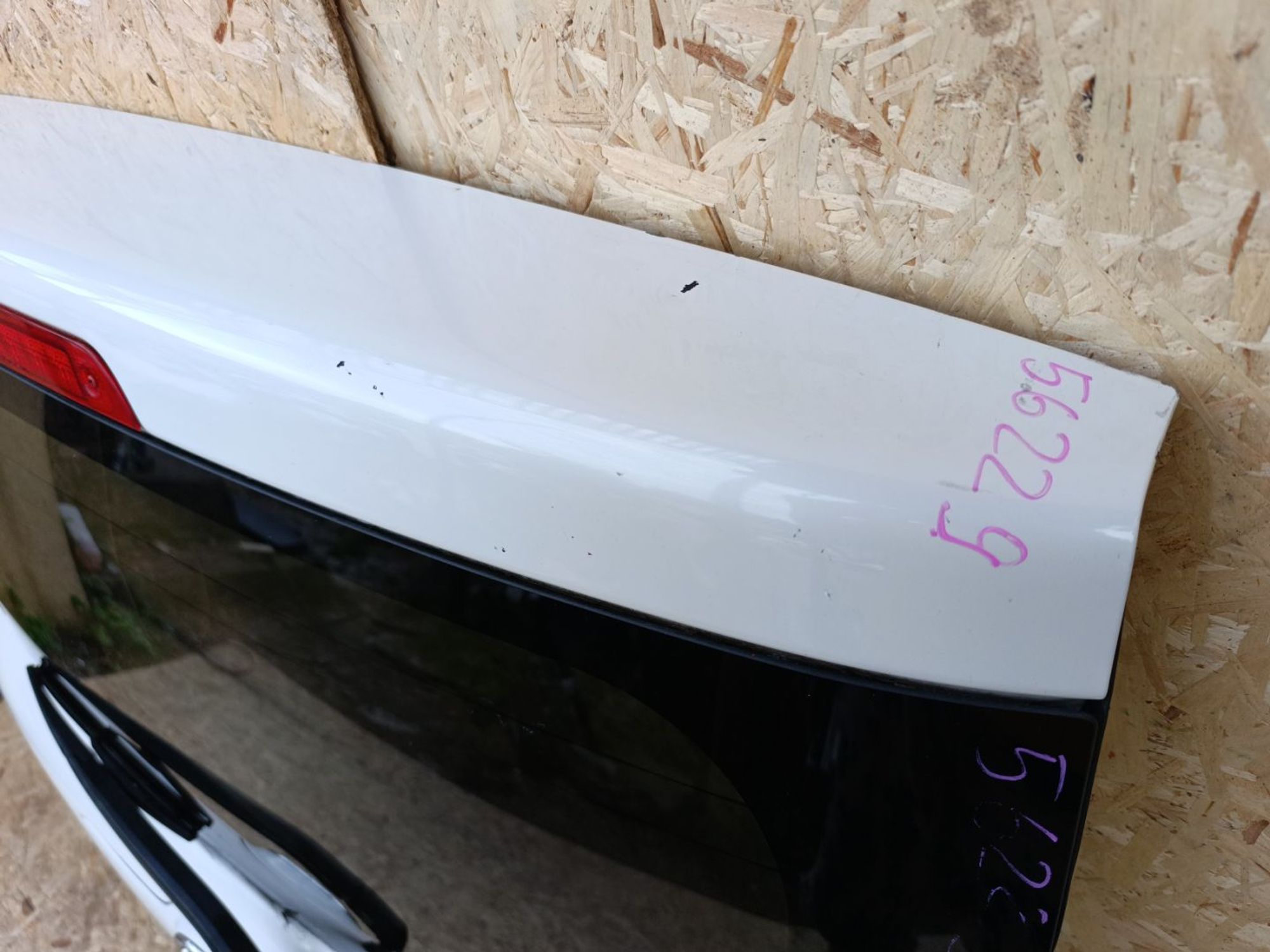 Крышка багажника Toyota Sienta ncp81, 15000 рублей, Ленина