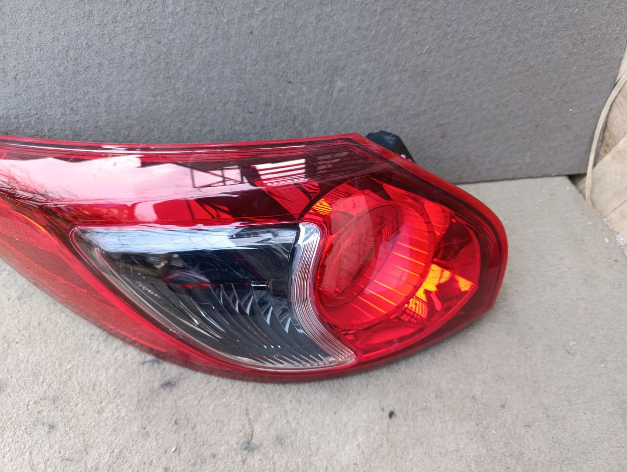 https://ycs.partsauto.market/partsauto-images/thmbs/userImages/d9b05010c61782443e0b3e264cf05921/part/b39bf2e7-91cb-4704-8cd0-3d22e364b334_1735549308974.jpg