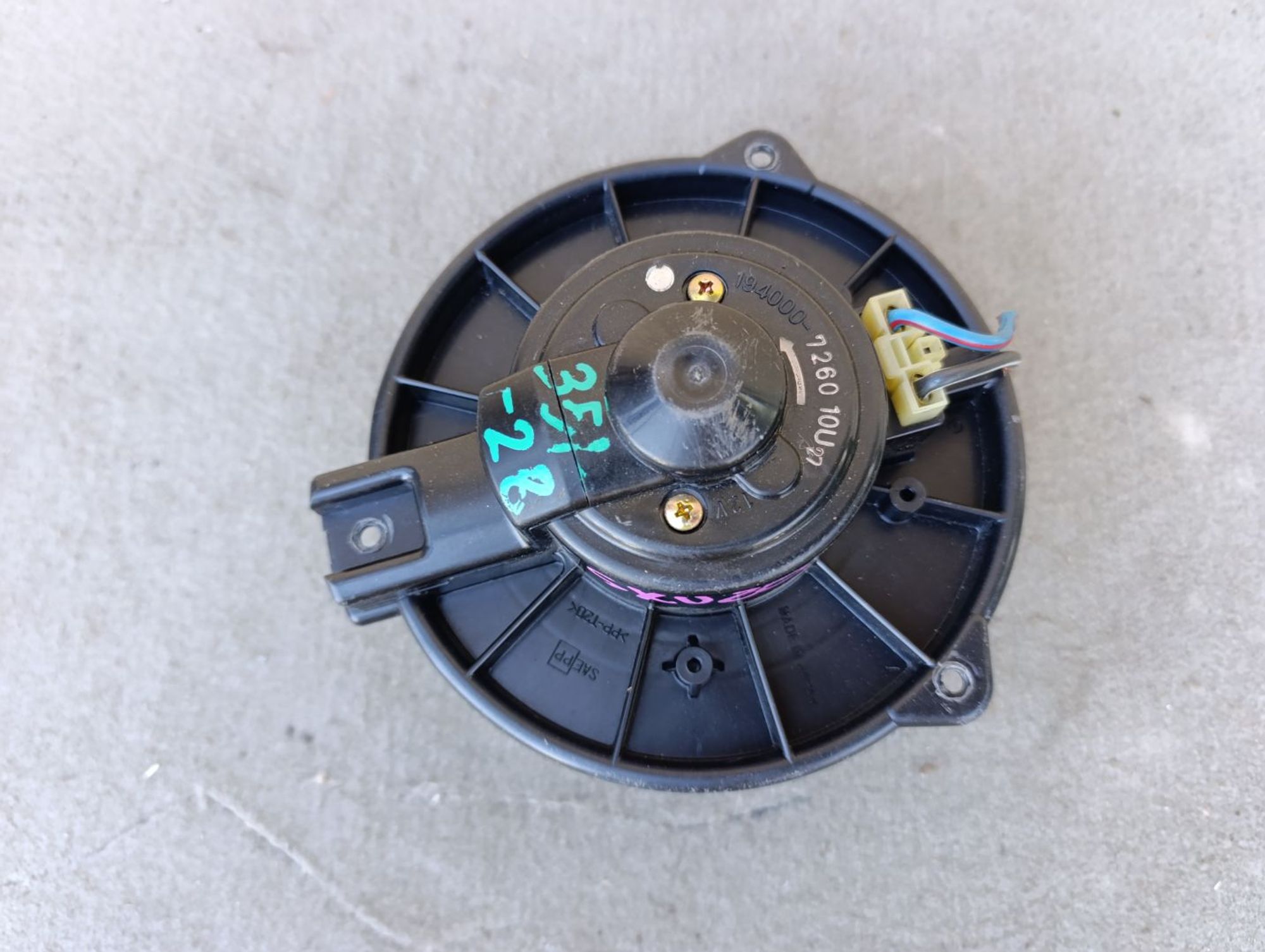 https://ycs.partsauto.market/partsauto-images/thmbs/userImages/d9b05010c61782443e0b3e264cf05921/part/b4fc1b84-f40c-44f6-a2d4-140786137f32_1785503255605.jpg