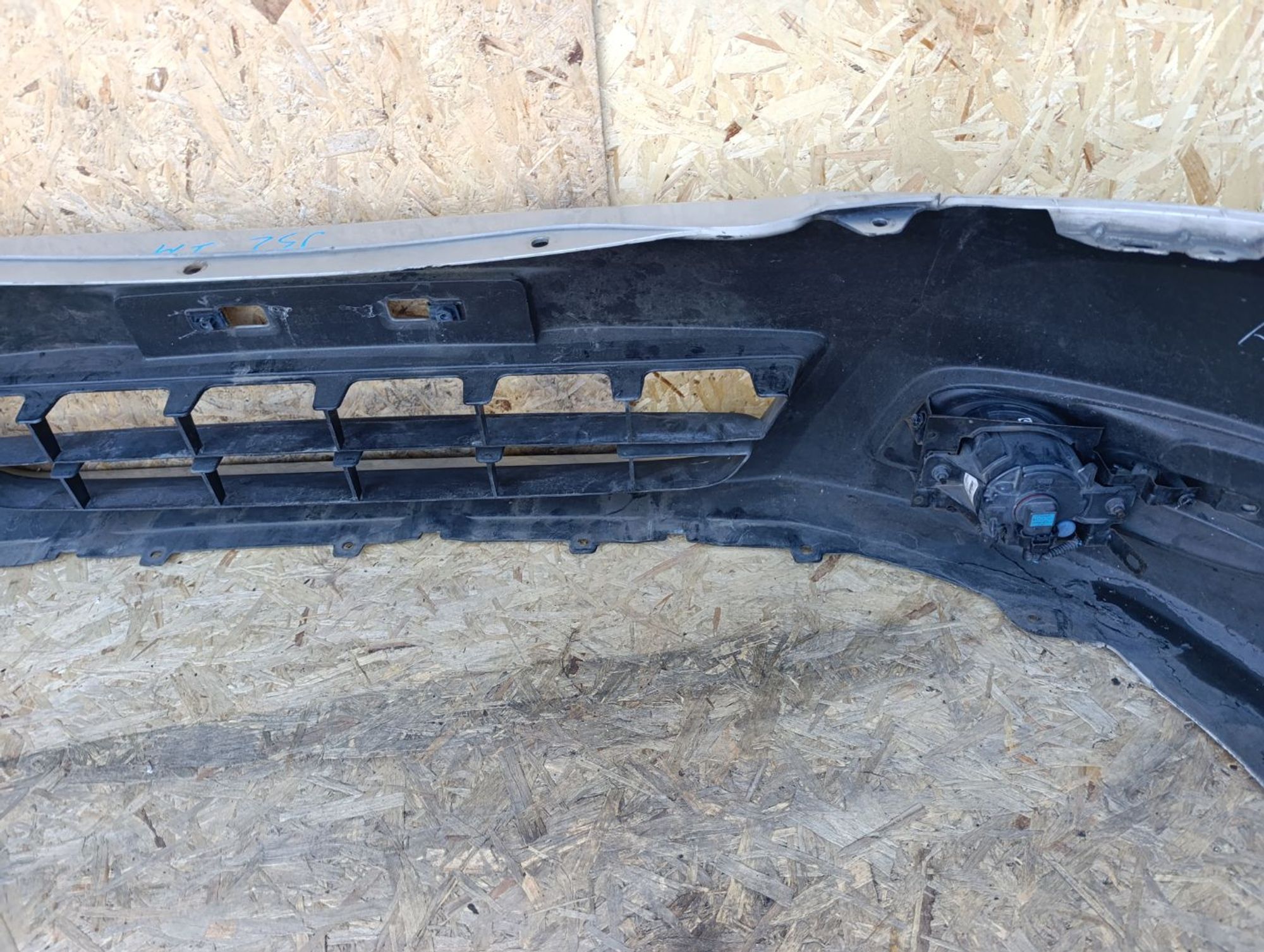 https://ycs.partsauto.market/partsauto-images/thmbs/userImages/d9b05010c61782443e0b3e264cf05921/part/b5cc4202-21a3-4a83-9b46-d1ca3f41a039_1782484990268.jpg