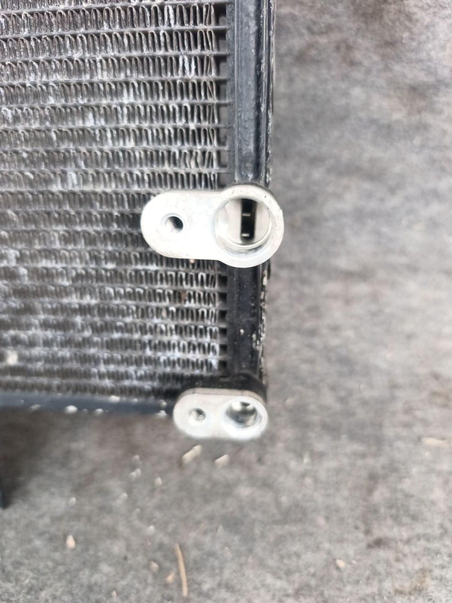 https://ycs.partsauto.market/partsauto-images/thmbs/userImages/d9b05010c61782443e0b3e264cf05921/part/b6874874-324a-41bc-859a-8f5dbc639465_1781017389823.jpg
