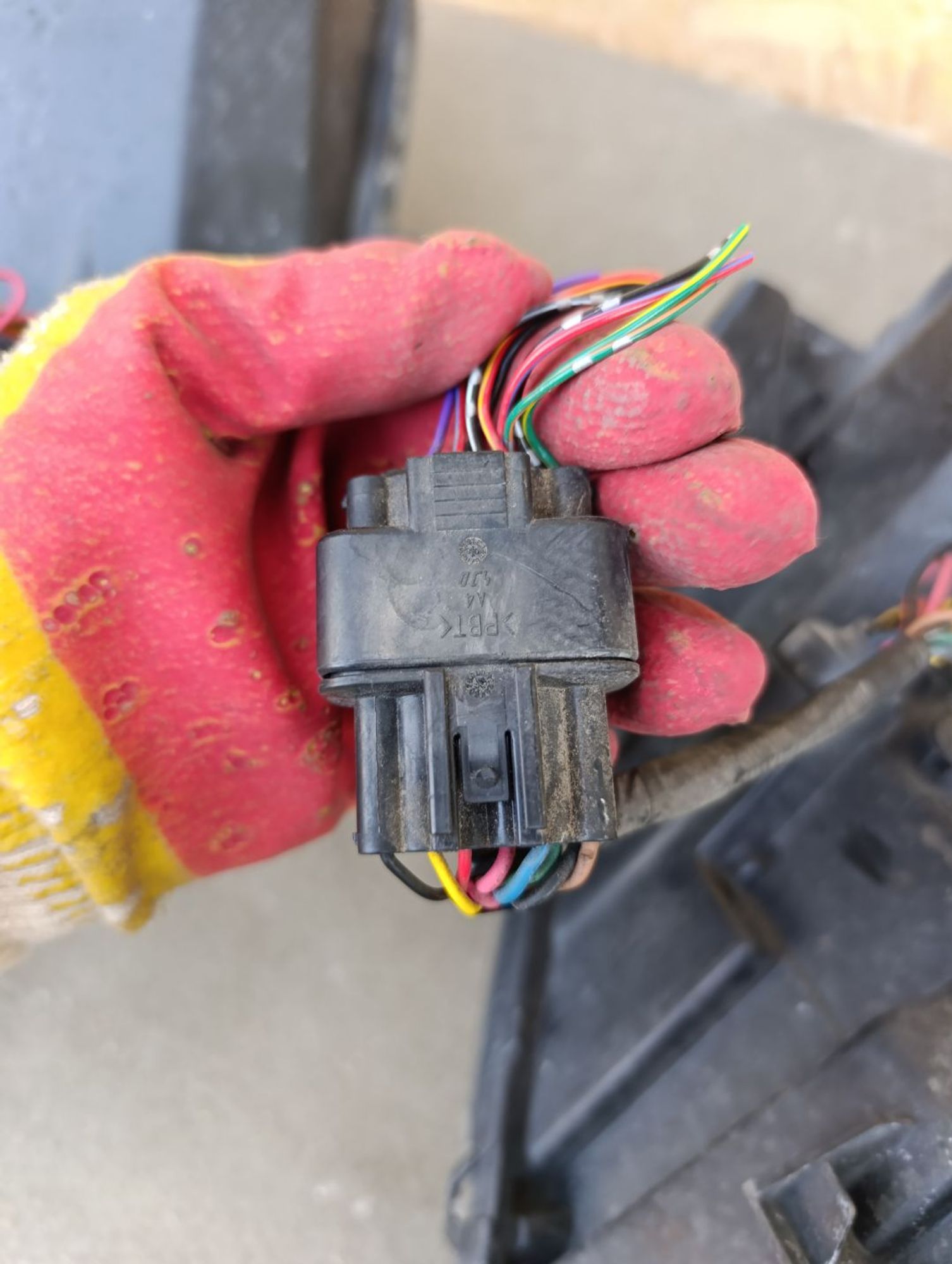 https://ycs.partsauto.market/partsauto-images/thmbs/userImages/d9b05010c61782443e0b3e264cf05921/part/b6b14f4b-ba9c-4343-a8a7-d3d97584a65c_1784991461948.jpg