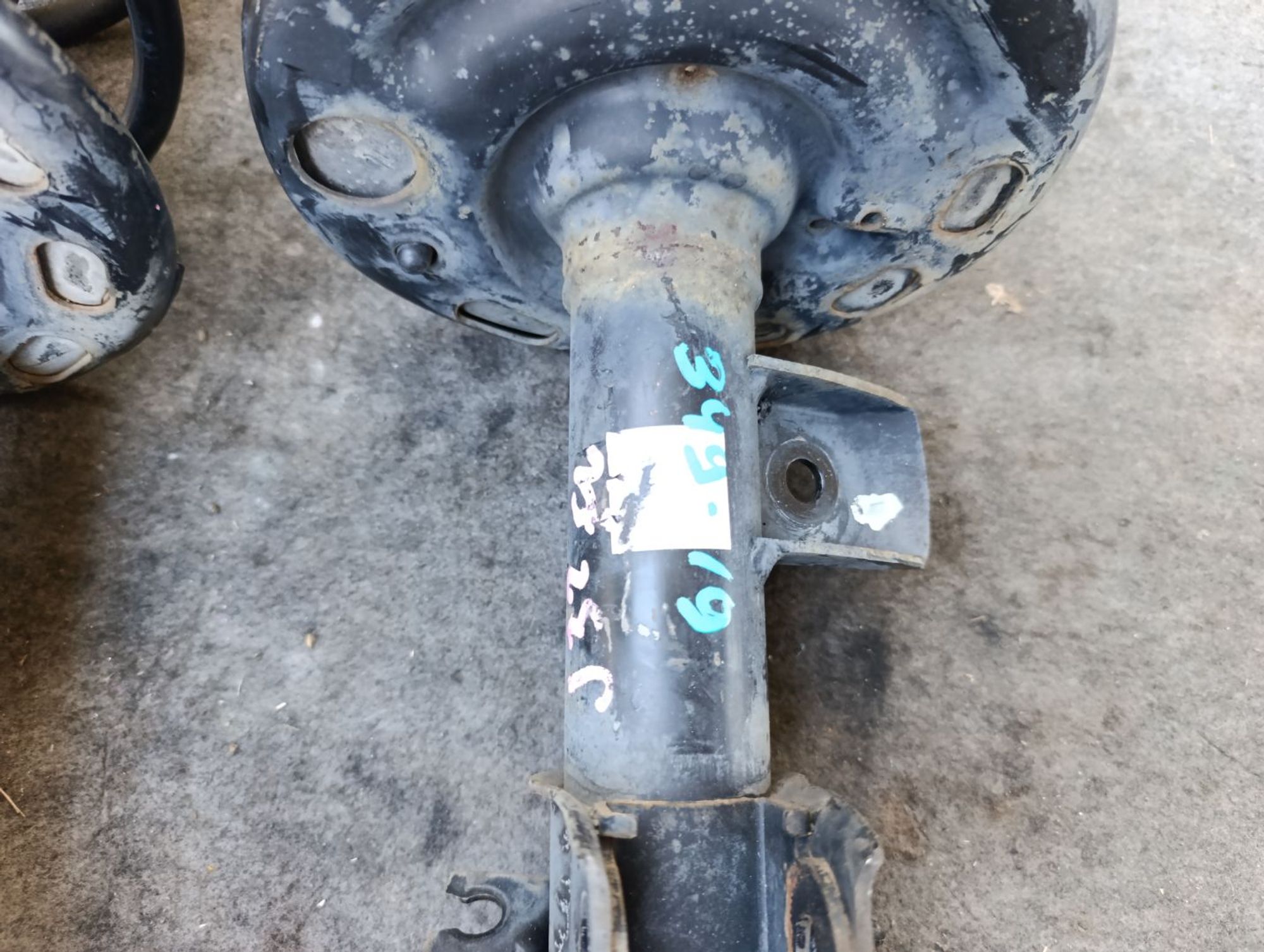 https://ycs.partsauto.market/partsauto-images/thmbs/userImages/d9b05010c61782443e0b3e264cf05921/part/b6e68680-a428-414c-95ce-604a41a79ee4_1784193770793.jpg