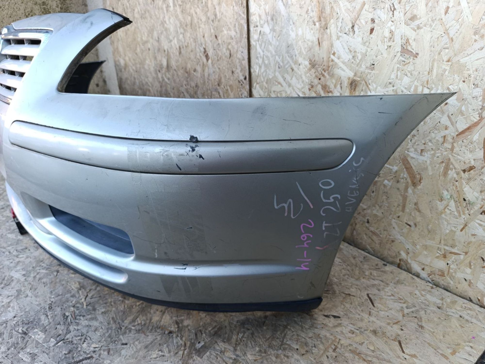 Бампер передний Toyota Avensis, AZT250, 16000 рублей, Ленина