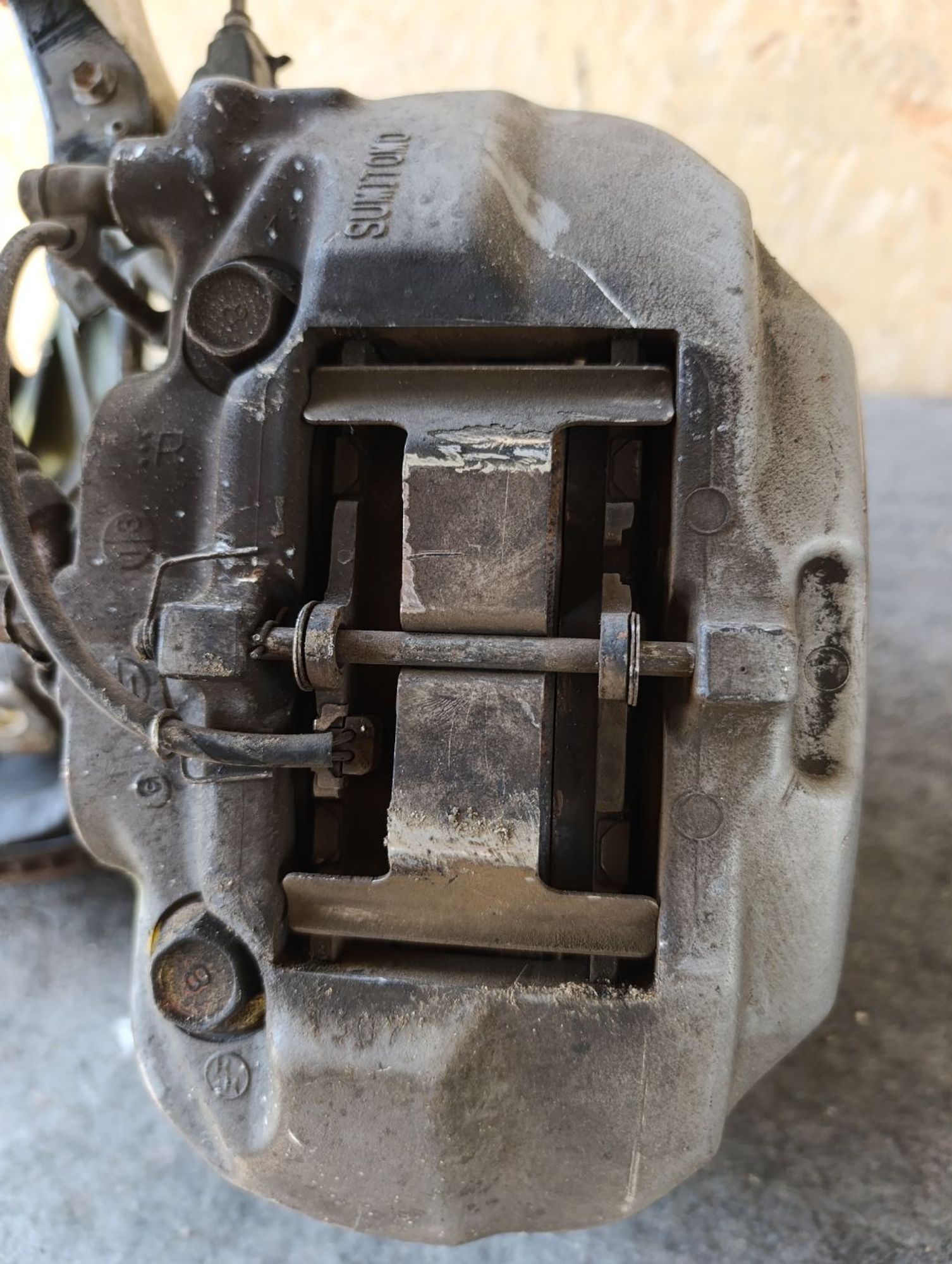 https://ycs.partsauto.market/partsauto-images/thmbs/userImages/d9b05010c61782443e0b3e264cf05921/part/b8ef268c-a574-4d7a-b826-e320f8b1364e_1783771998803.jpg