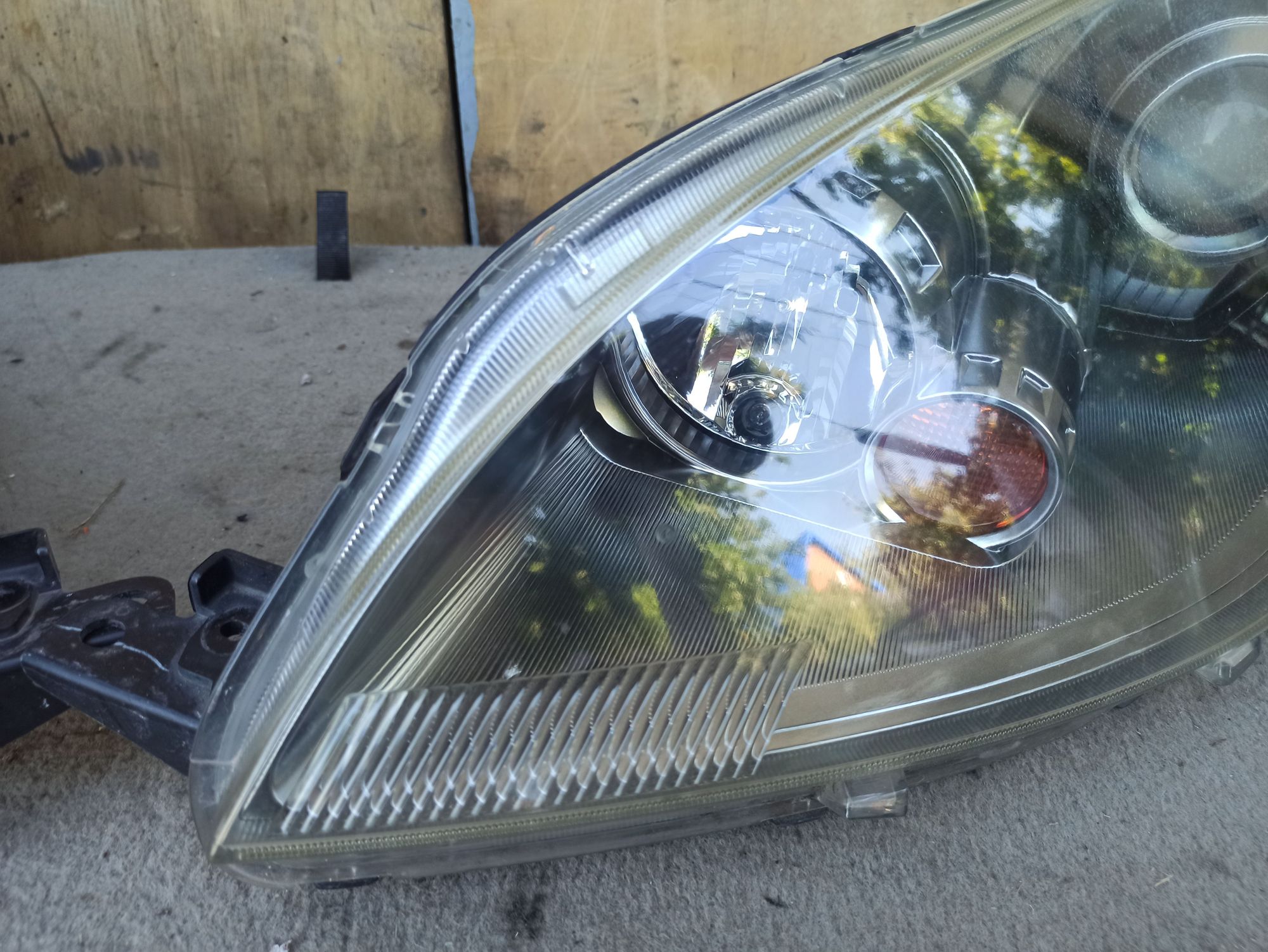 https://ycs.partsauto.market/partsauto-images/thmbs/userImages/d9b05010c61782443e0b3e264cf05921/part/b9ee5502-66bc-4c6f-9e03-0b9876c3542c_1718545011838.jpg