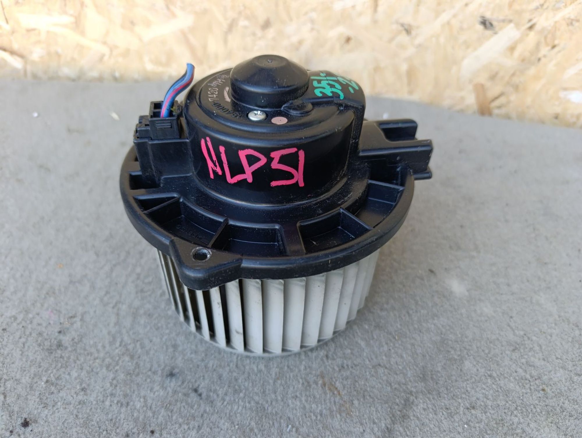 https://ycs.partsauto.market/partsauto-images/thmbs/userImages/d9b05010c61782443e0b3e264cf05921/part/bc97f9d1-58fc-49fc-8dc1-8f72fd92aa54_1785505549216.jpg