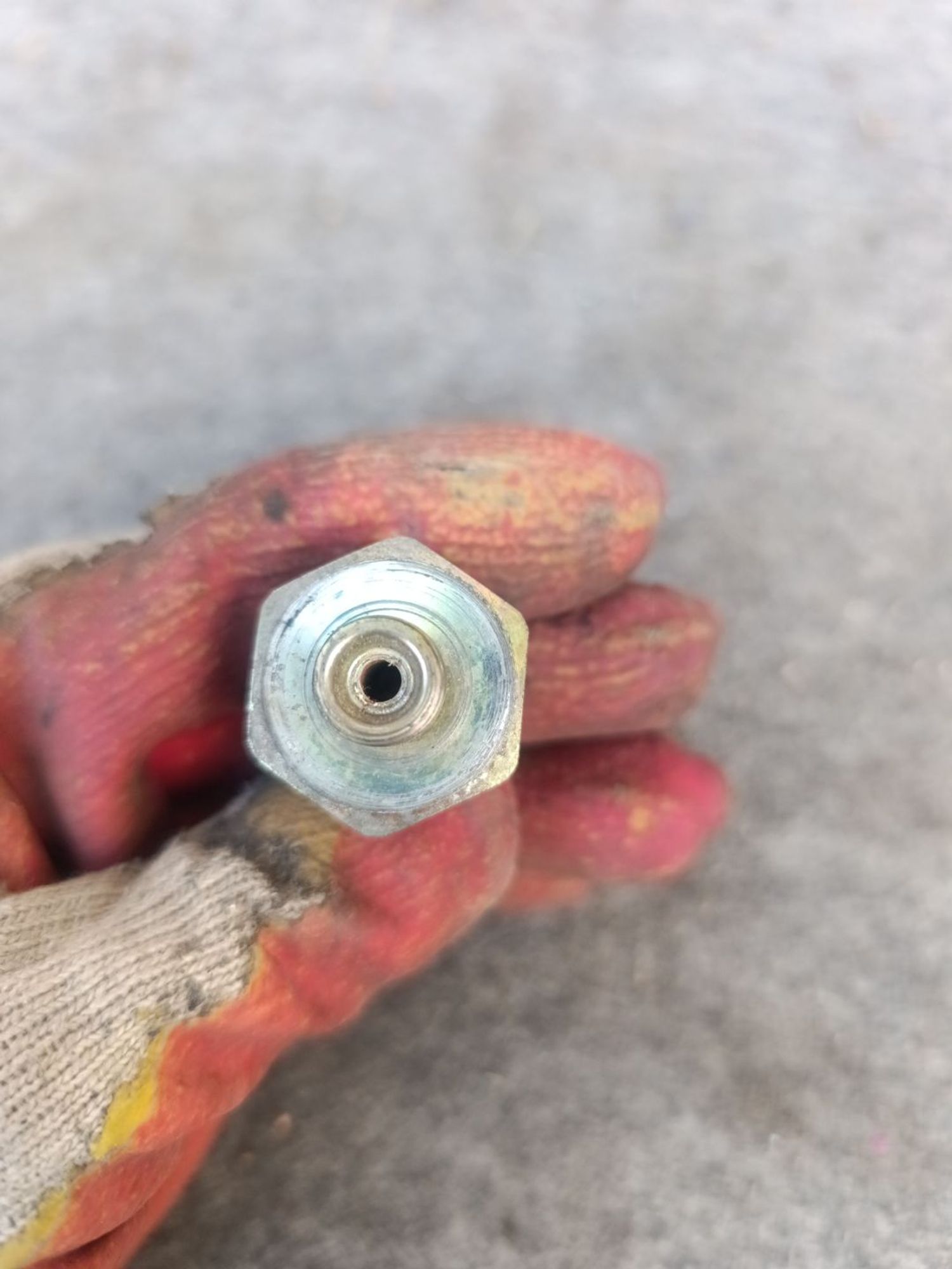 https://ycs.partsauto.market/partsauto-images/thmbs/userImages/d9b05010c61782443e0b3e264cf05921/part/bda14d3f-7c48-4cef-bbf4-22c9bbd56566_1779280336068.jpg