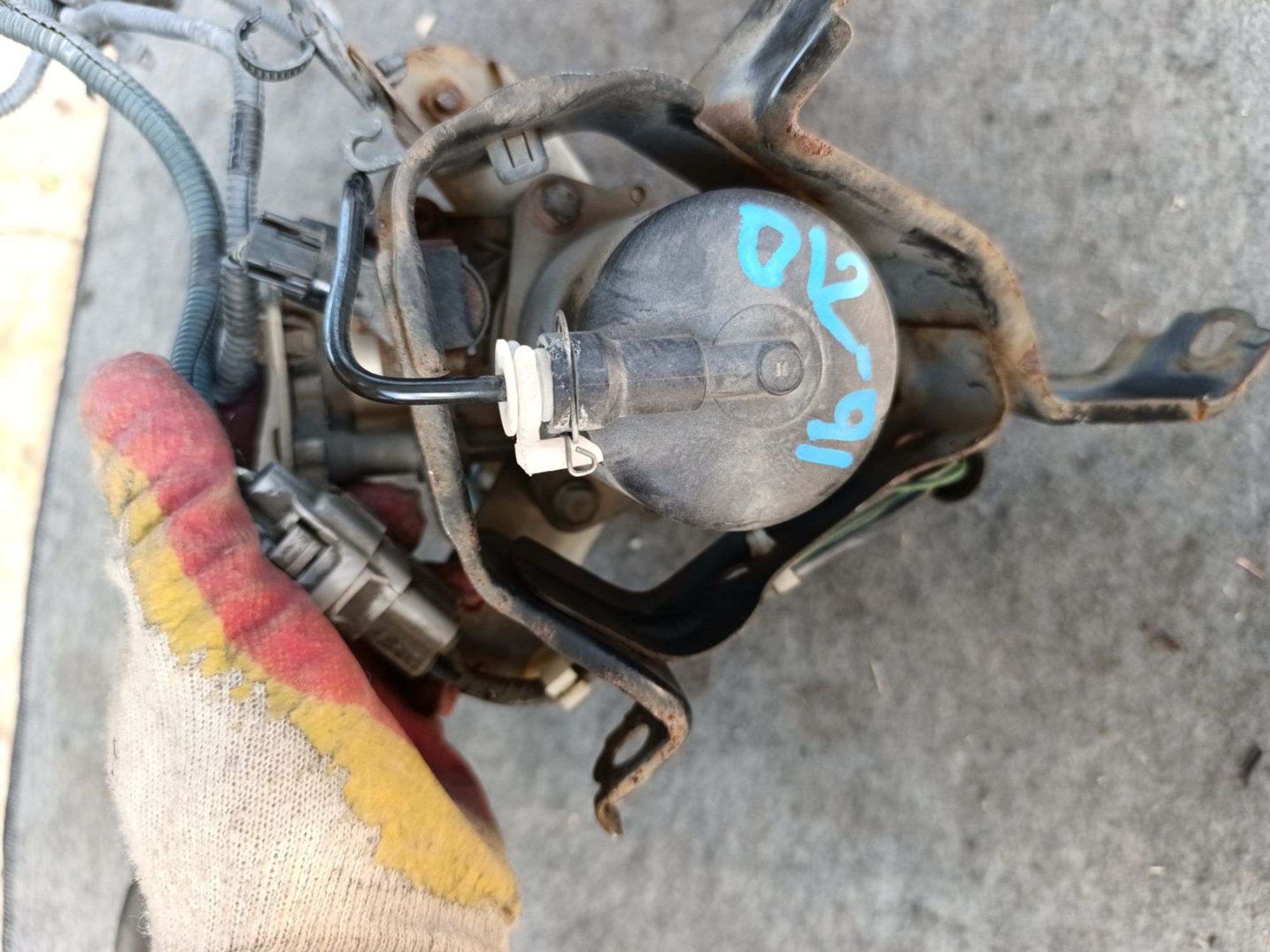 https://ycs.partsauto.market/partsauto-images/thmbs/userImages/d9b05010c61782443e0b3e264cf05921/part/bdbf420e-8275-4a14-8461-dd178b7290b1_1781611579036.jpg