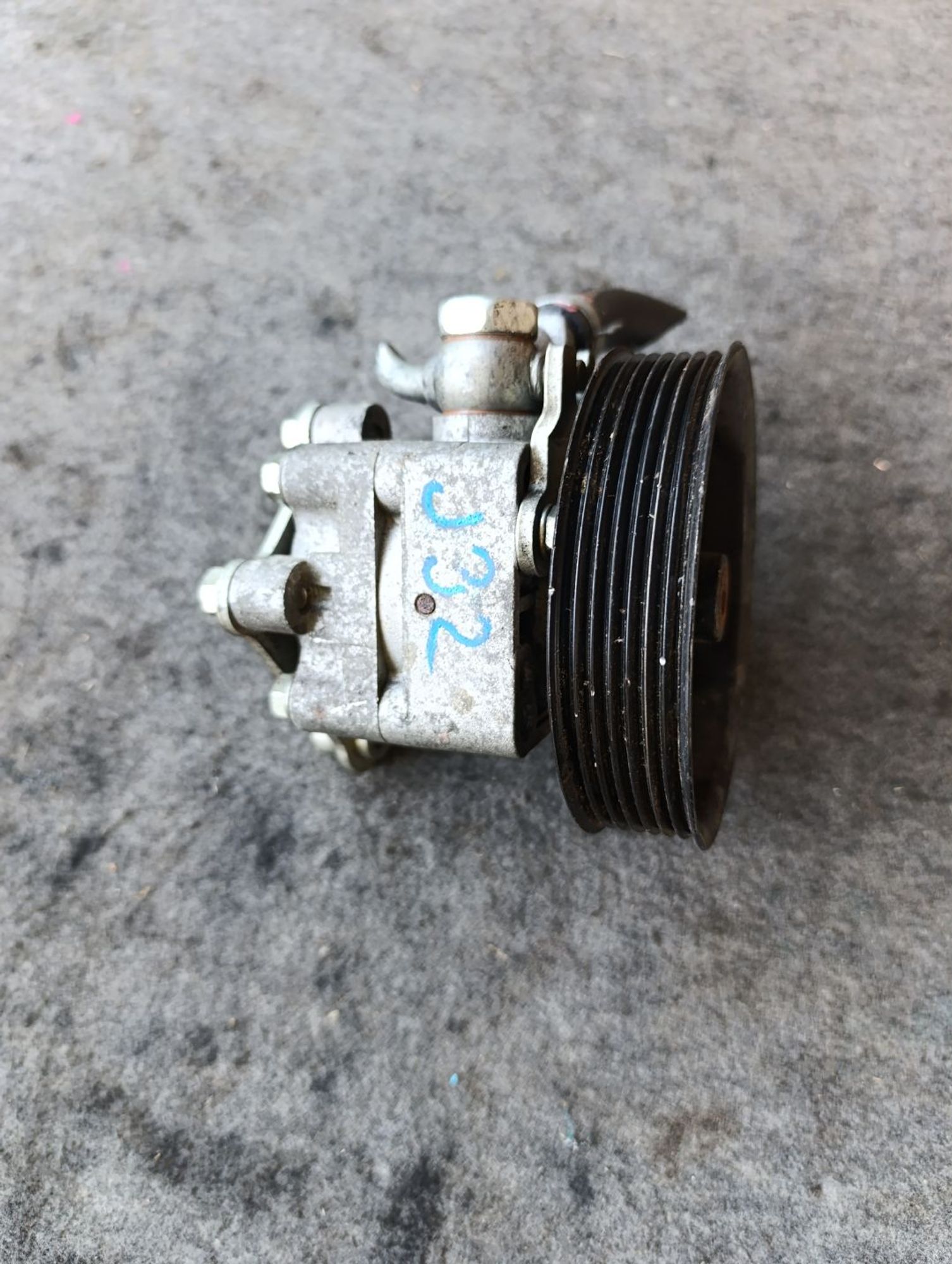 https://ycs.partsauto.market/partsauto-images/thmbs/userImages/d9b05010c61782443e0b3e264cf05921/part/be1bef8a-35e2-4676-870d-fcb19c9e54c6_1783512460227.jpg
