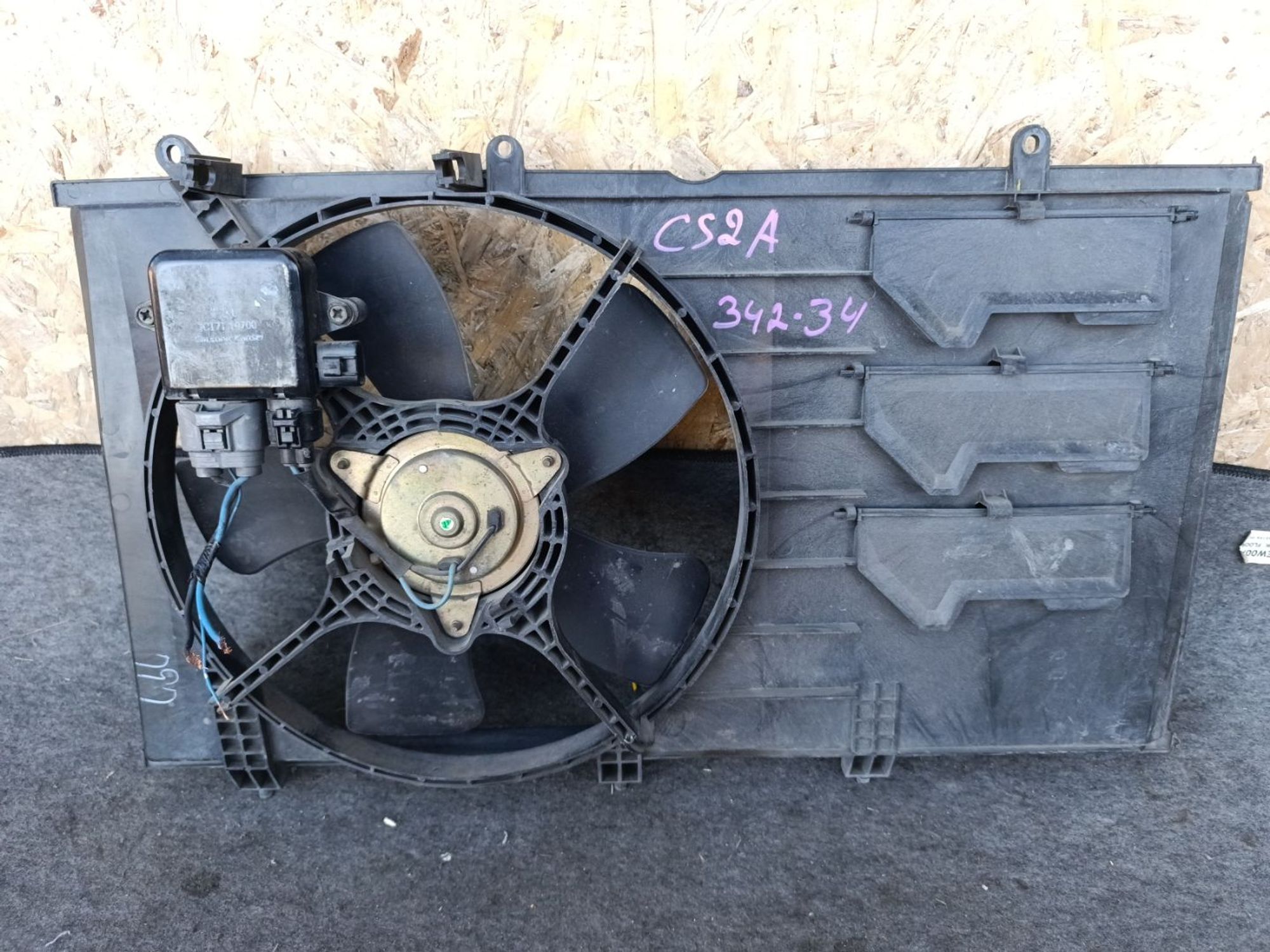 https://ycs.partsauto.market/partsauto-images/thmbs/userImages/d9b05010c61782443e0b3e264cf05921/part/be418f8e-c236-49c8-a1c8-760b69f76ec0_1781538772064.jpg
