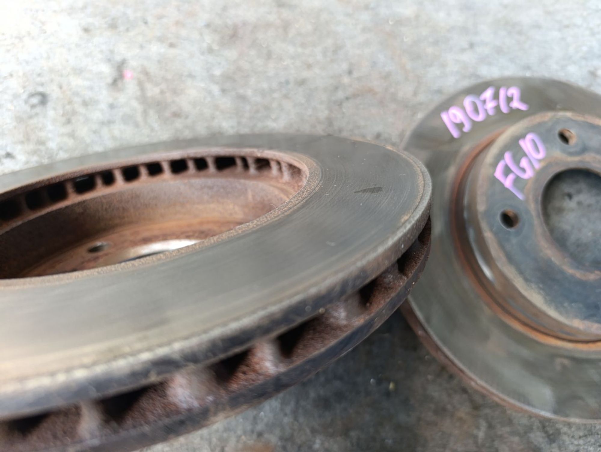 https://ycs.partsauto.market/partsauto-images/thmbs/userImages/d9b05010c61782443e0b3e264cf05921/part/bf13162f-5b9e-4107-8bbd-1a28808cc8eb_1784457495121.jpg