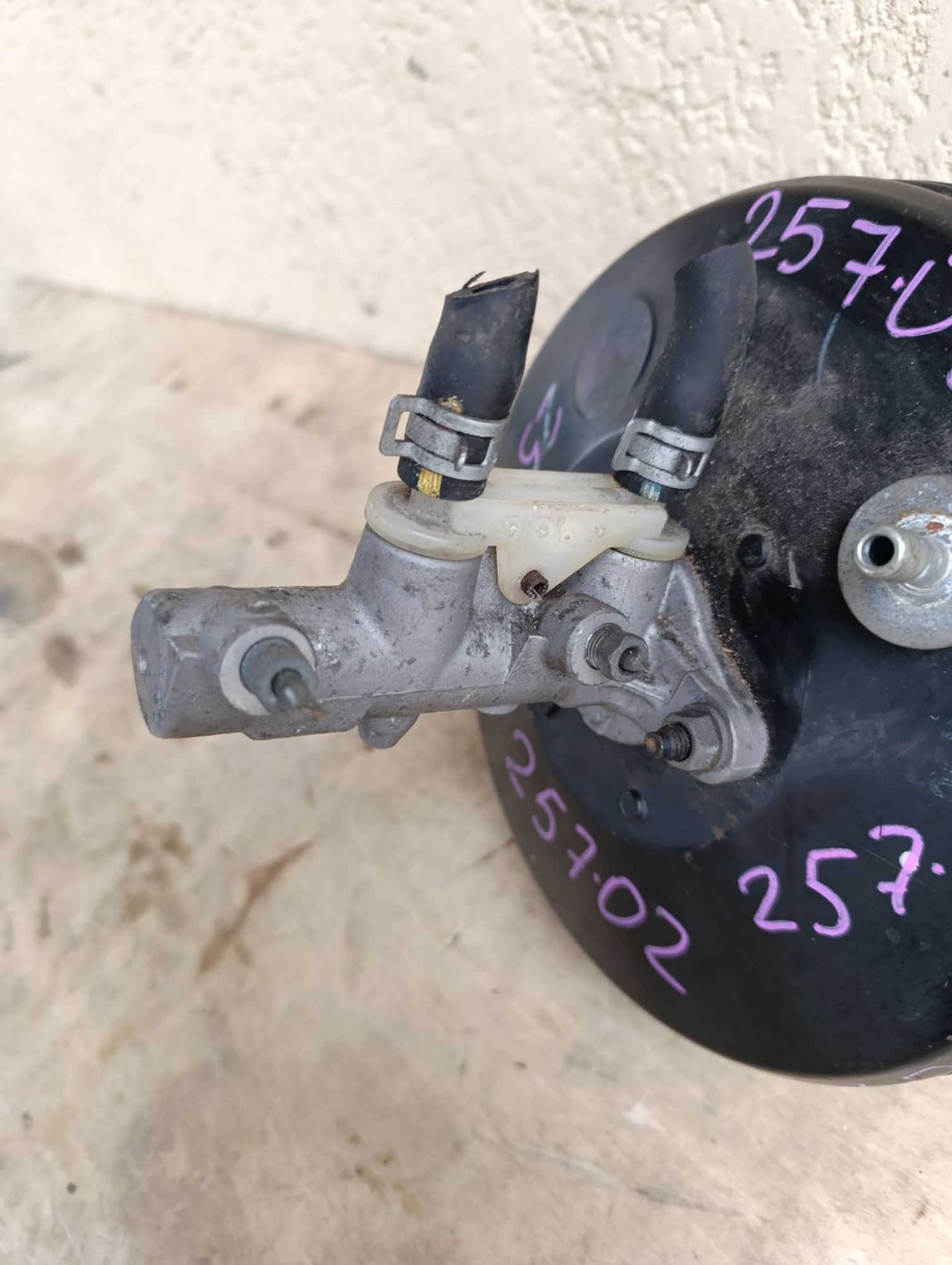 https://ycs.partsauto.market/partsauto-images/thmbs/userImages/d9b05010c61782443e0b3e264cf05921/part/bf8287b4-e469-4577-8093-52fbb0b83950_1733994932900.jpg
