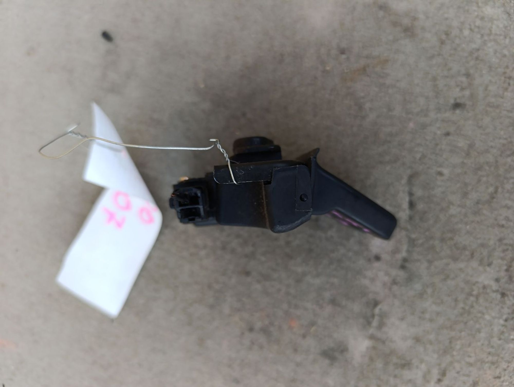 https://ycs.partsauto.market/partsauto-images/thmbs/userImages/d9b05010c61782443e0b3e264cf05921/part/bf8b5bca-587e-485e-891f-5bd38449f39c_1785857261165.jpg