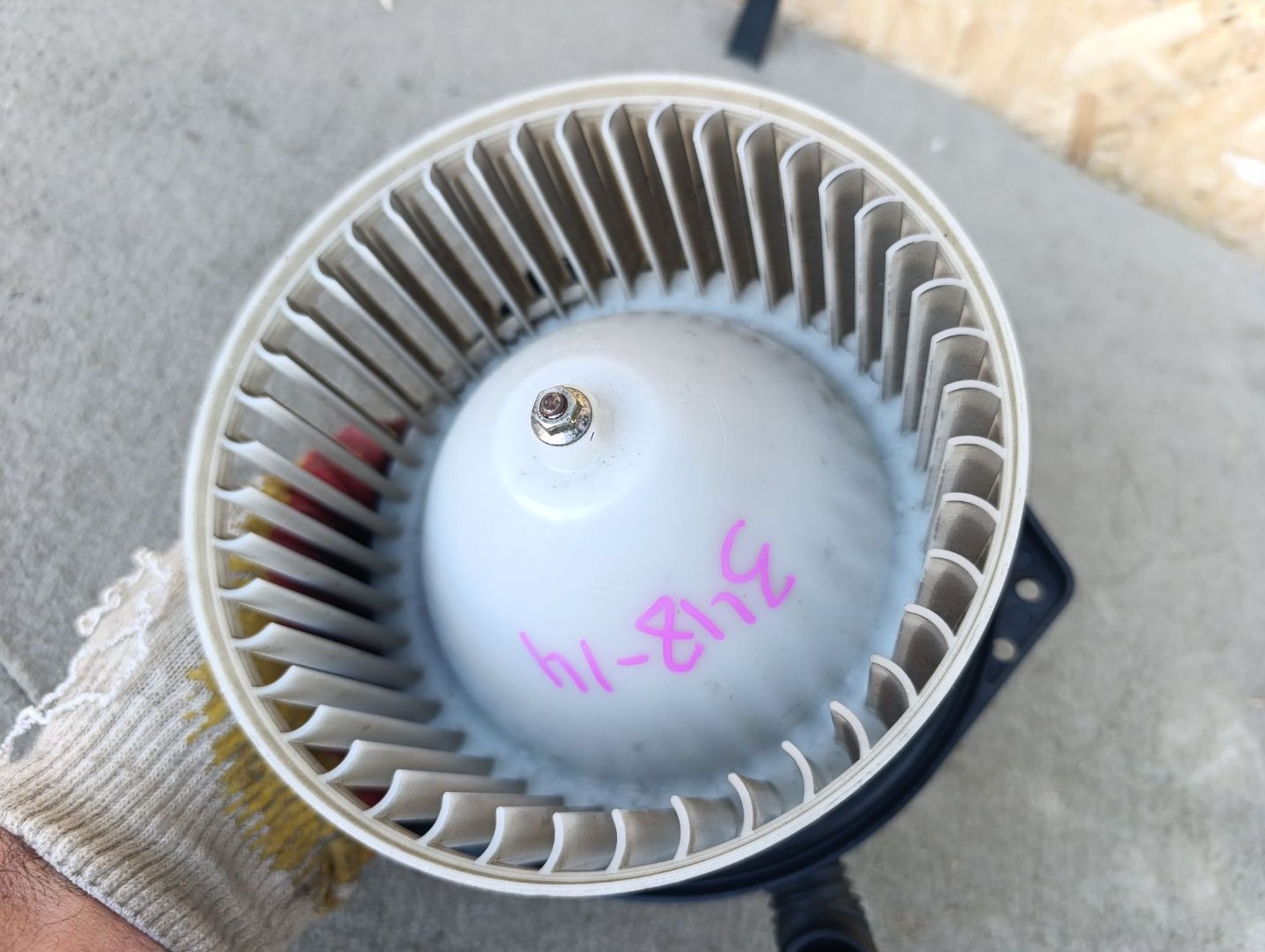 https://ycs.partsauto.market/partsauto-images/thmbs/userImages/d9b05010c61782443e0b3e264cf05921/part/c27619a2-e922-482e-845c-2d8cb72da5a1_1785423435136.jpg