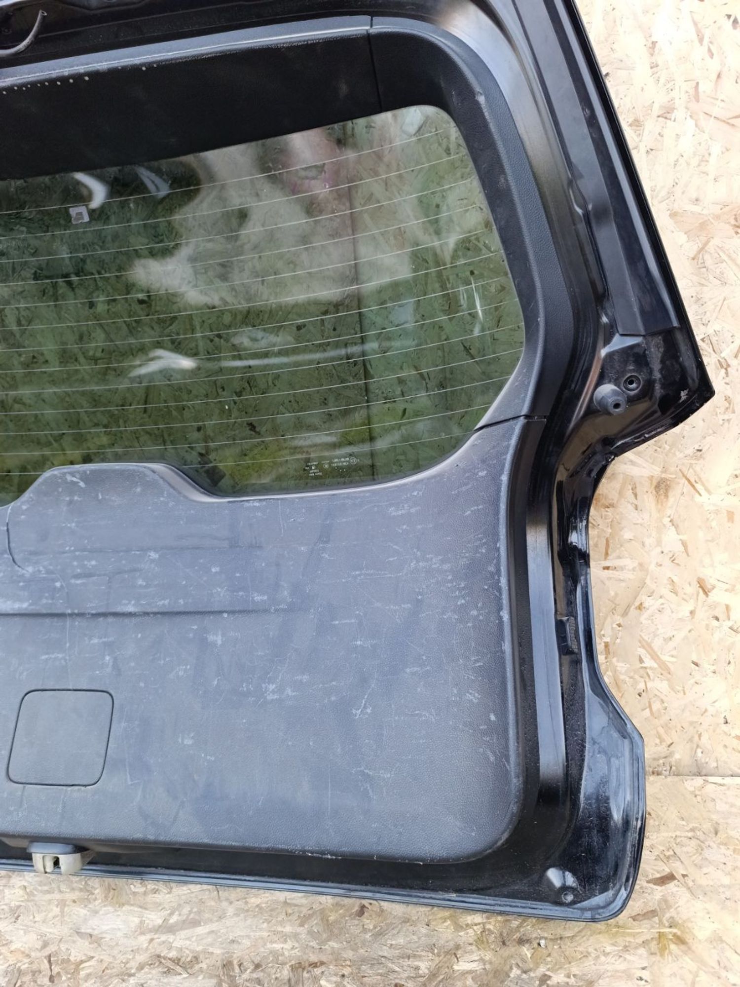 https://ycs.partsauto.market/partsauto-images/thmbs/userImages/d9b05010c61782443e0b3e264cf05921/part/c49ea609-145f-4c8b-98b0-f50d73579eff_1781883914937.jpg