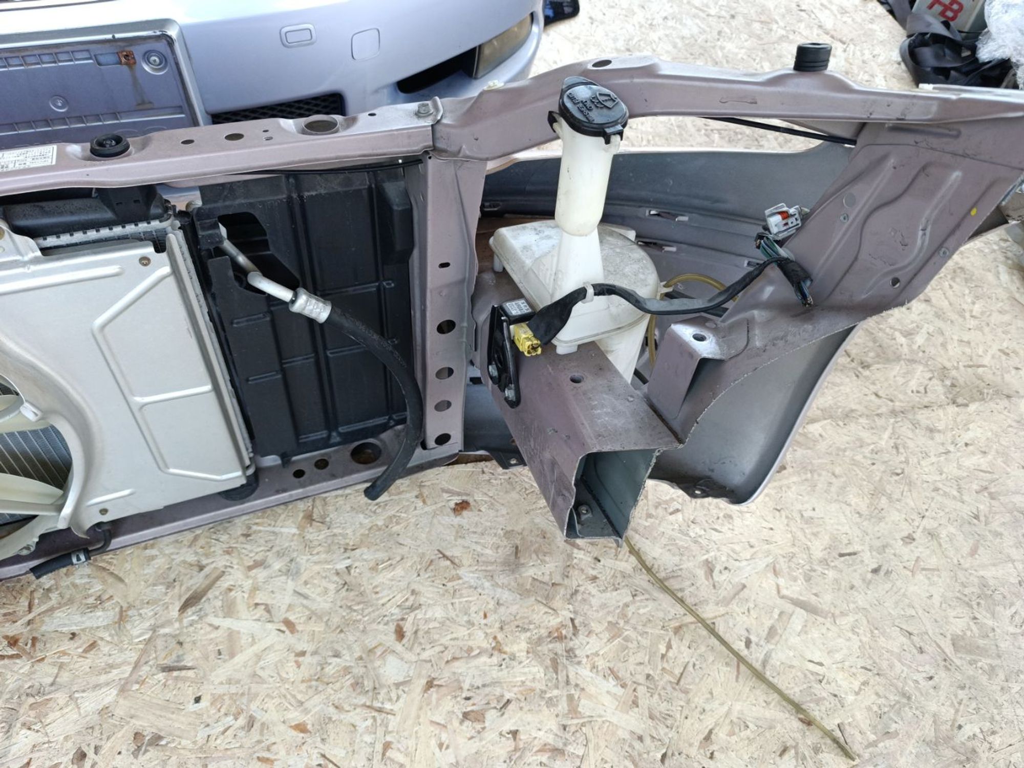 https://ycs.partsauto.market/partsauto-images/thmbs/userImages/d9b05010c61782443e0b3e264cf05921/part/c4b00041-c0ef-49ef-9afb-002d88efc919_1781251580311.jpg