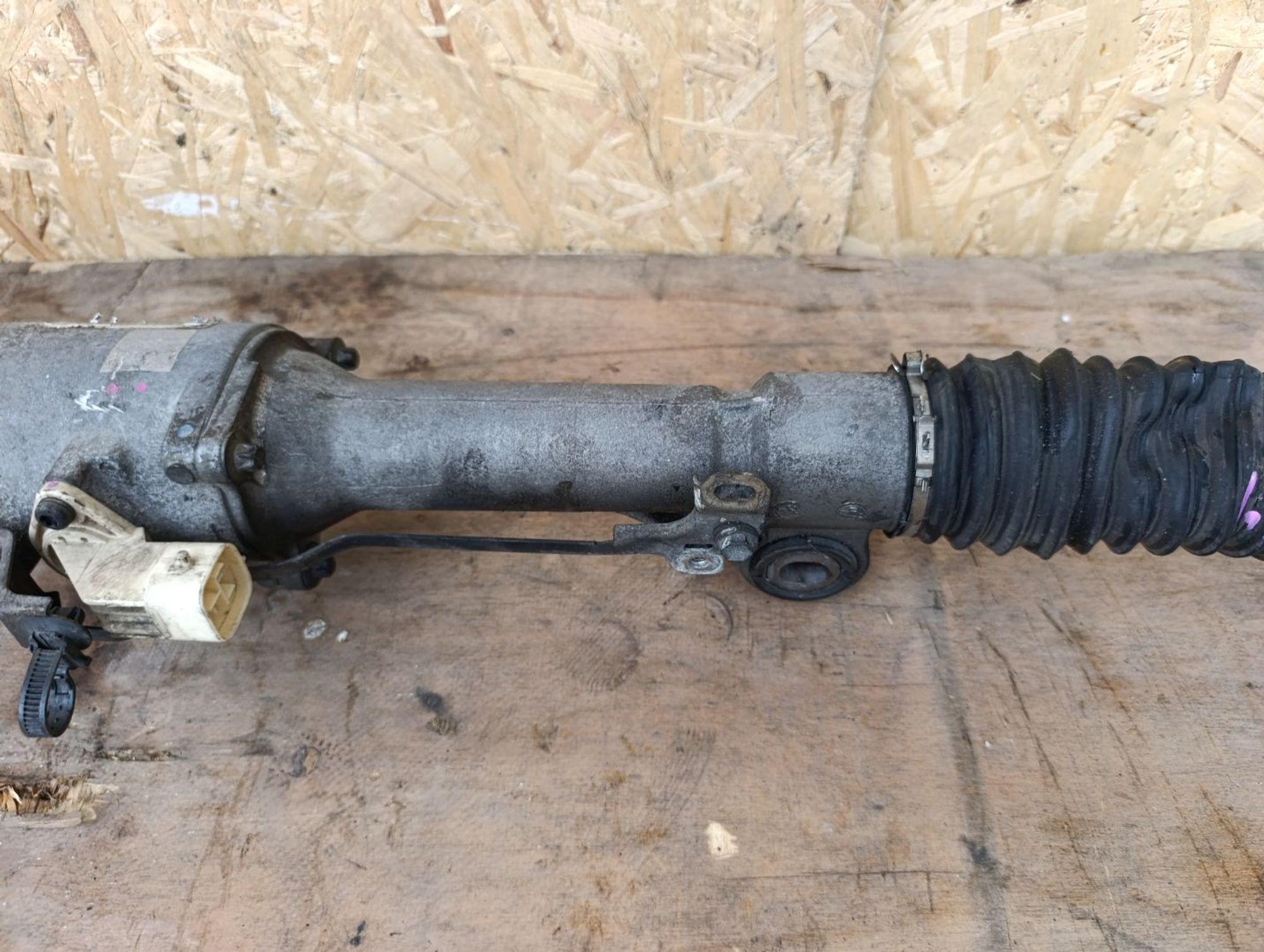 https://ycs.partsauto.market/partsauto-images/thmbs/userImages/d9b05010c61782443e0b3e264cf05921/part/c63954b1-9a6a-4293-92db-9af503705c9c_1784214098176.jpg
