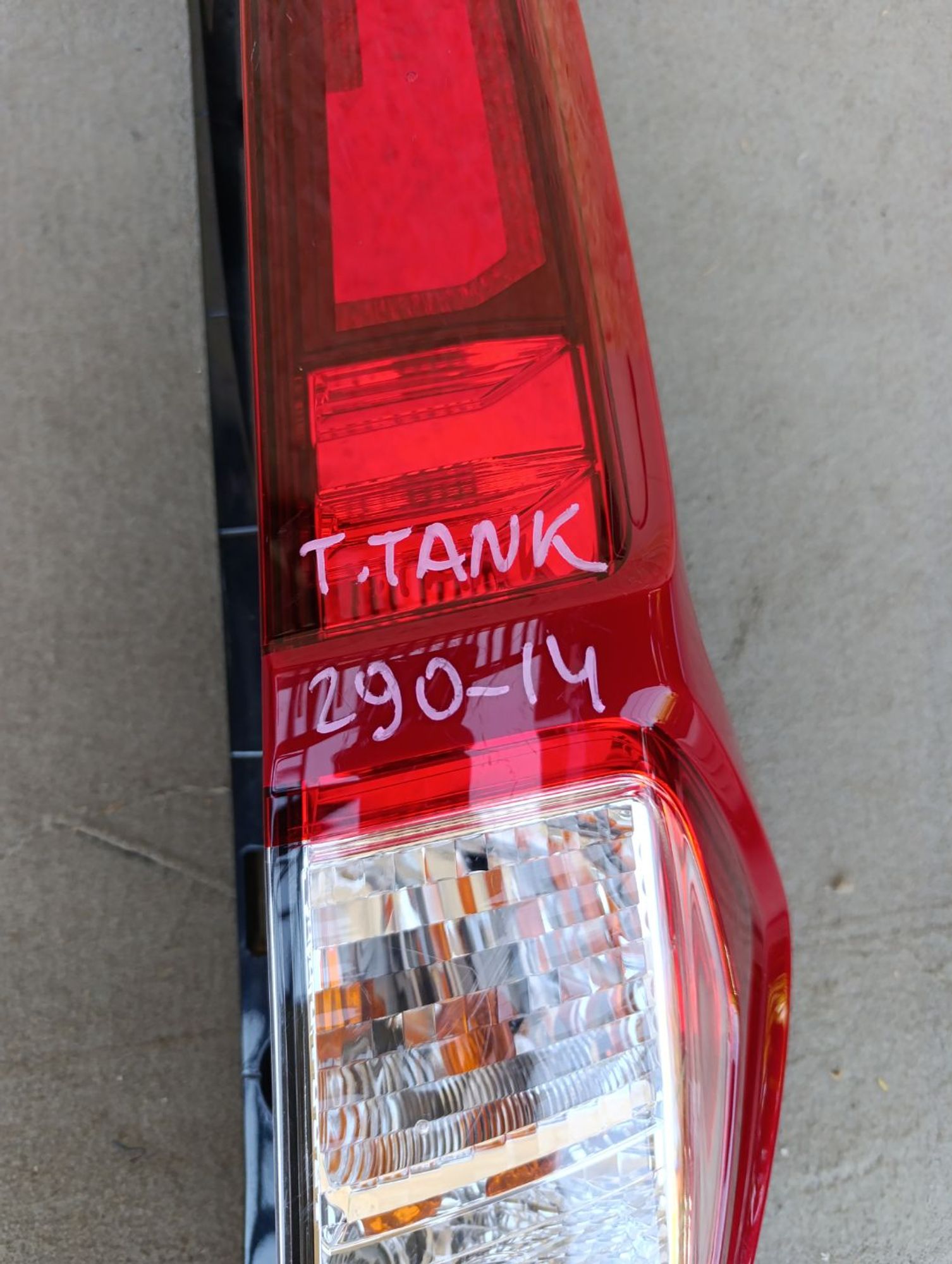 https://ycs.partsauto.market/partsauto-images/thmbs/userImages/d9b05010c61782443e0b3e264cf05921/part/c66b016d-3850-467a-a5ba-7eb18acf9d02_1784553372702.jpg