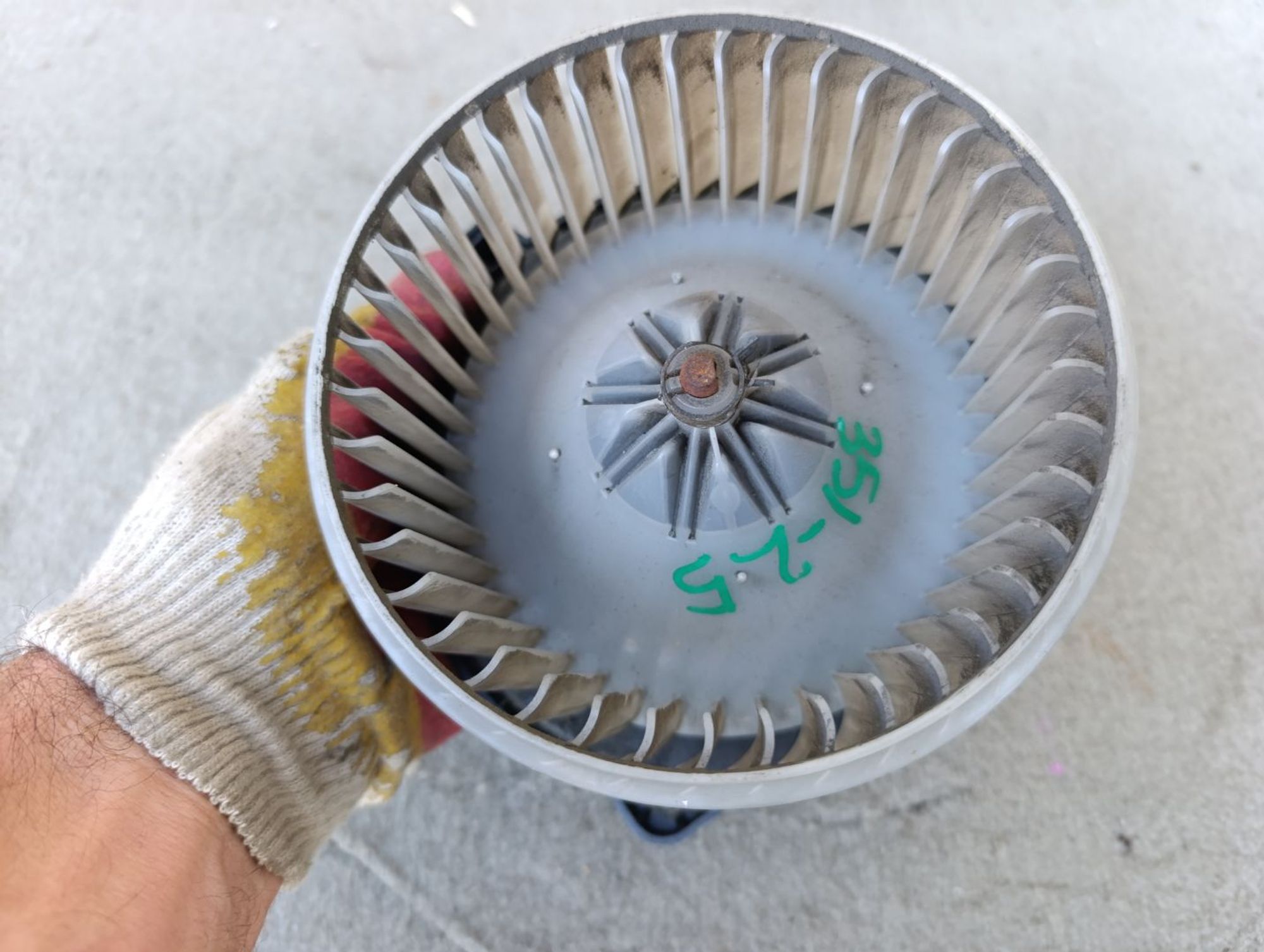 https://ycs.partsauto.market/partsauto-images/thmbs/userImages/d9b05010c61782443e0b3e264cf05921/part/c68598dc-db08-4048-b062-ade4dcfef04a_1785509155354.jpg