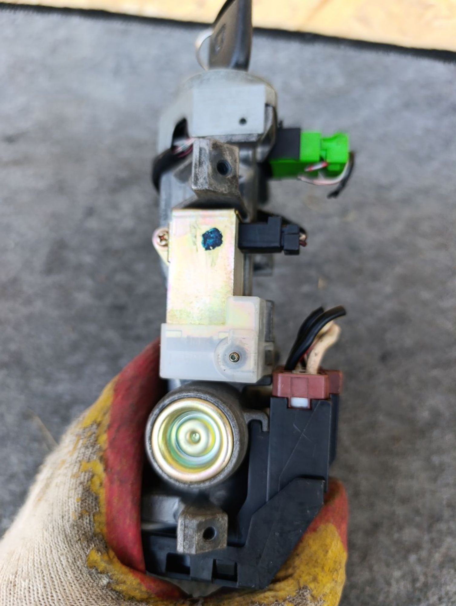 https://ycs.partsauto.market/partsauto-images/thmbs/userImages/d9b05010c61782443e0b3e264cf05921/part/c78c49a8-dd5e-4e1a-9068-886576df2365_1783436511502.jpg
