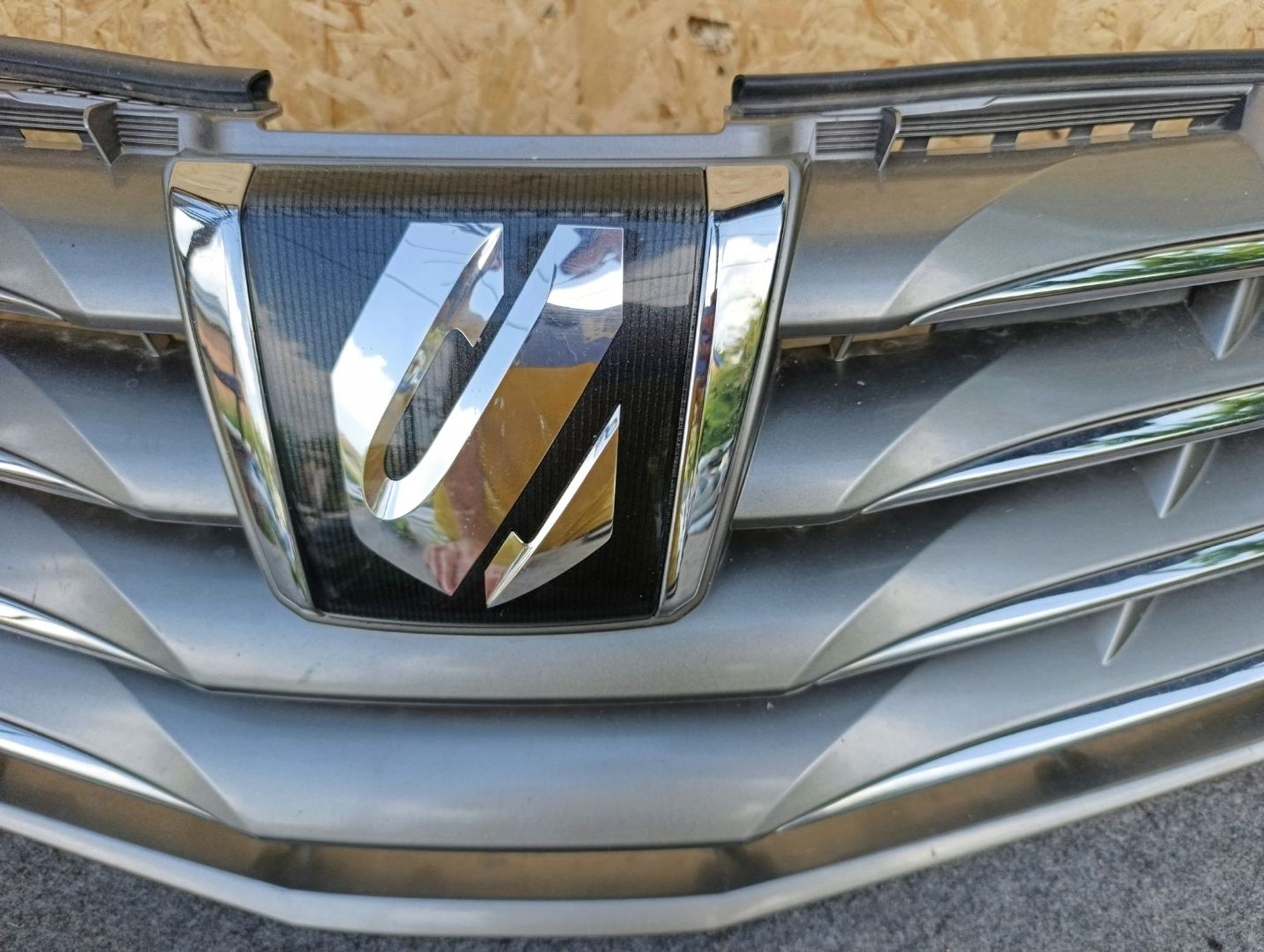 https://ycs.partsauto.market/partsauto-images/thmbs/userImages/d9b05010c61782443e0b3e264cf05921/part/c82976c1-a50c-440a-9806-0e503a23dc4f_1783520950981.jpg