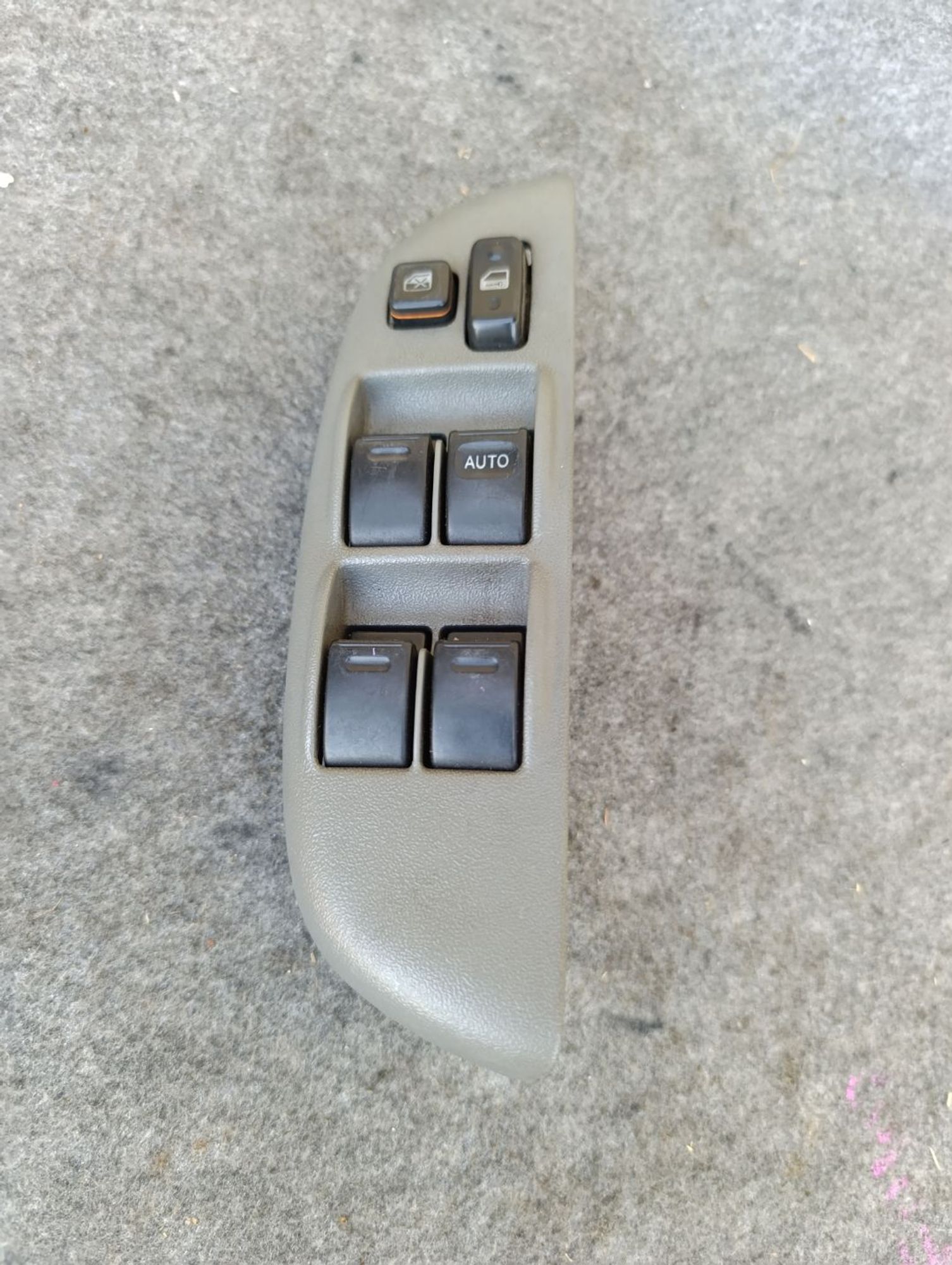 https://ycs.partsauto.market/partsauto-images/thmbs/userImages/d9b05010c61782443e0b3e264cf05921/part/c86c79ee-8672-4782-a291-26492f0e923e_1783432643962.jpg