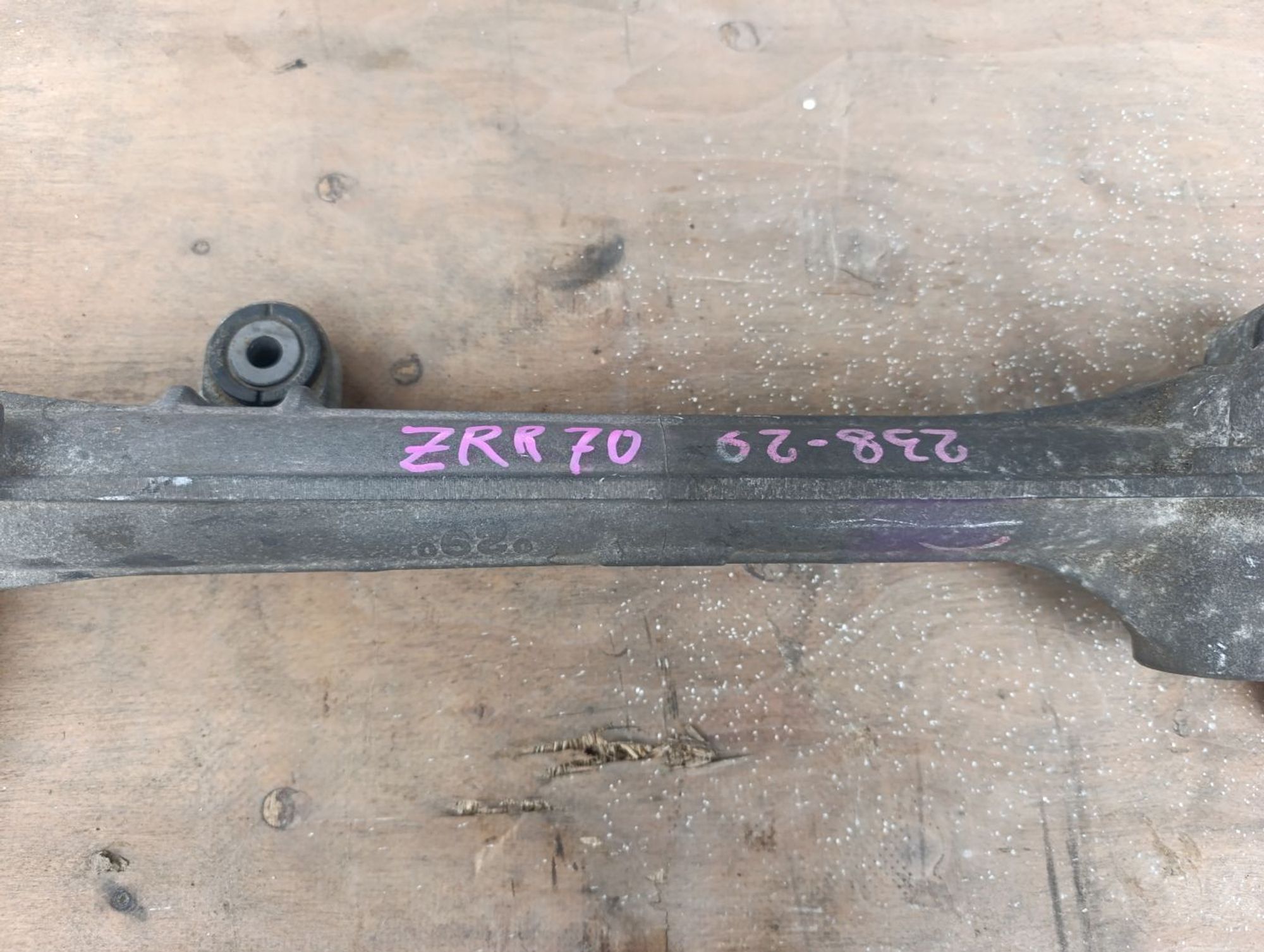 Рулевая рейка Toyota Noah, Voxy zrr70, 5500 рублей, Ленина