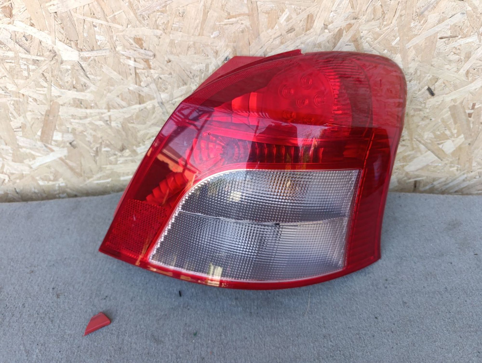 https://ycs.partsauto.market/partsauto-images/thmbs/userImages/d9b05010c61782443e0b3e264cf05921/part/c8bd5432-b520-4001-8b54-c467c241e20d_1784559264375.jpg