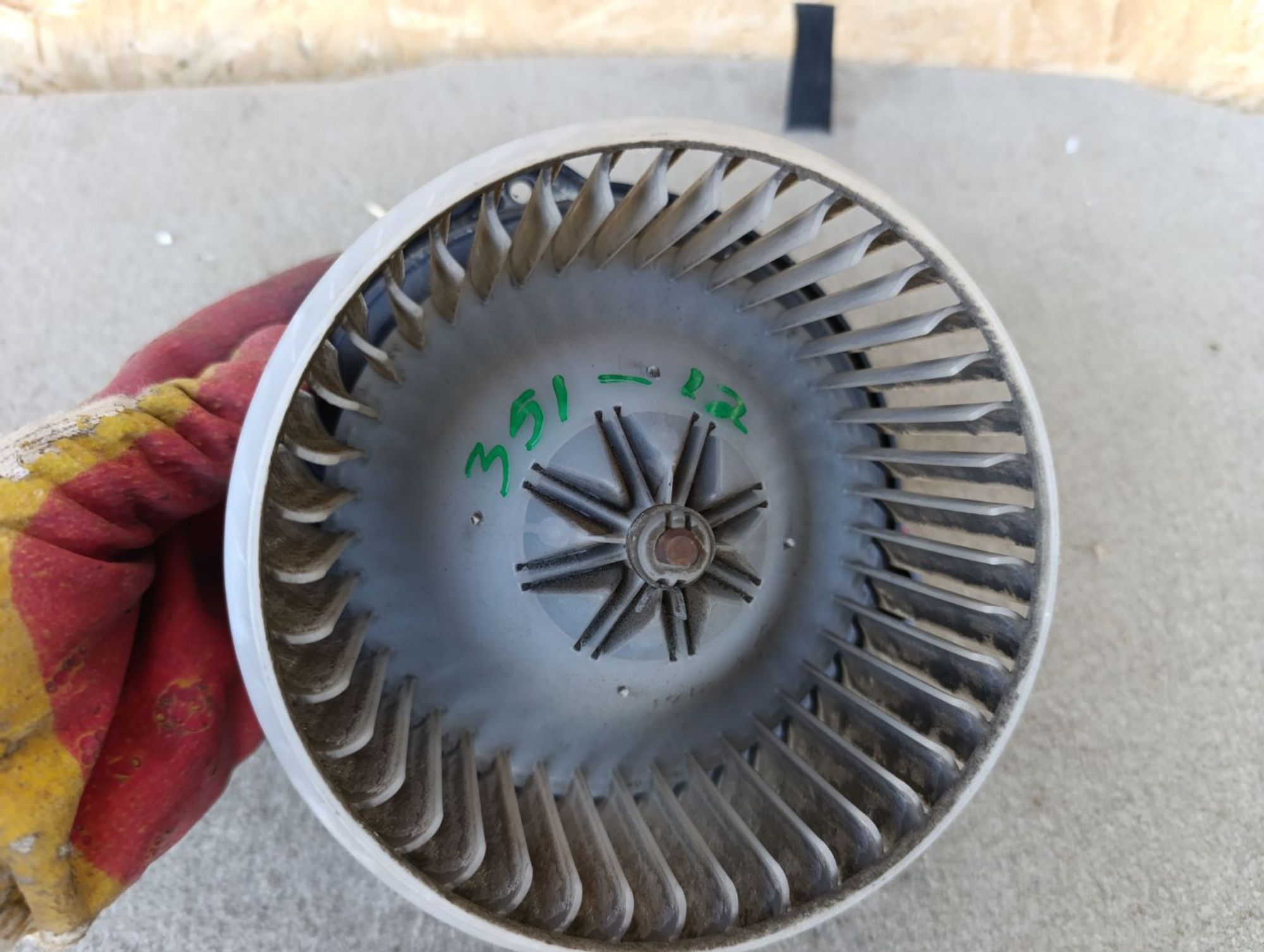 https://ycs.partsauto.market/partsauto-images/thmbs/userImages/d9b05010c61782443e0b3e264cf05921/part/c93f9523-ac88-4598-b2c5-ba062d9a5634_1785509363903.jpg