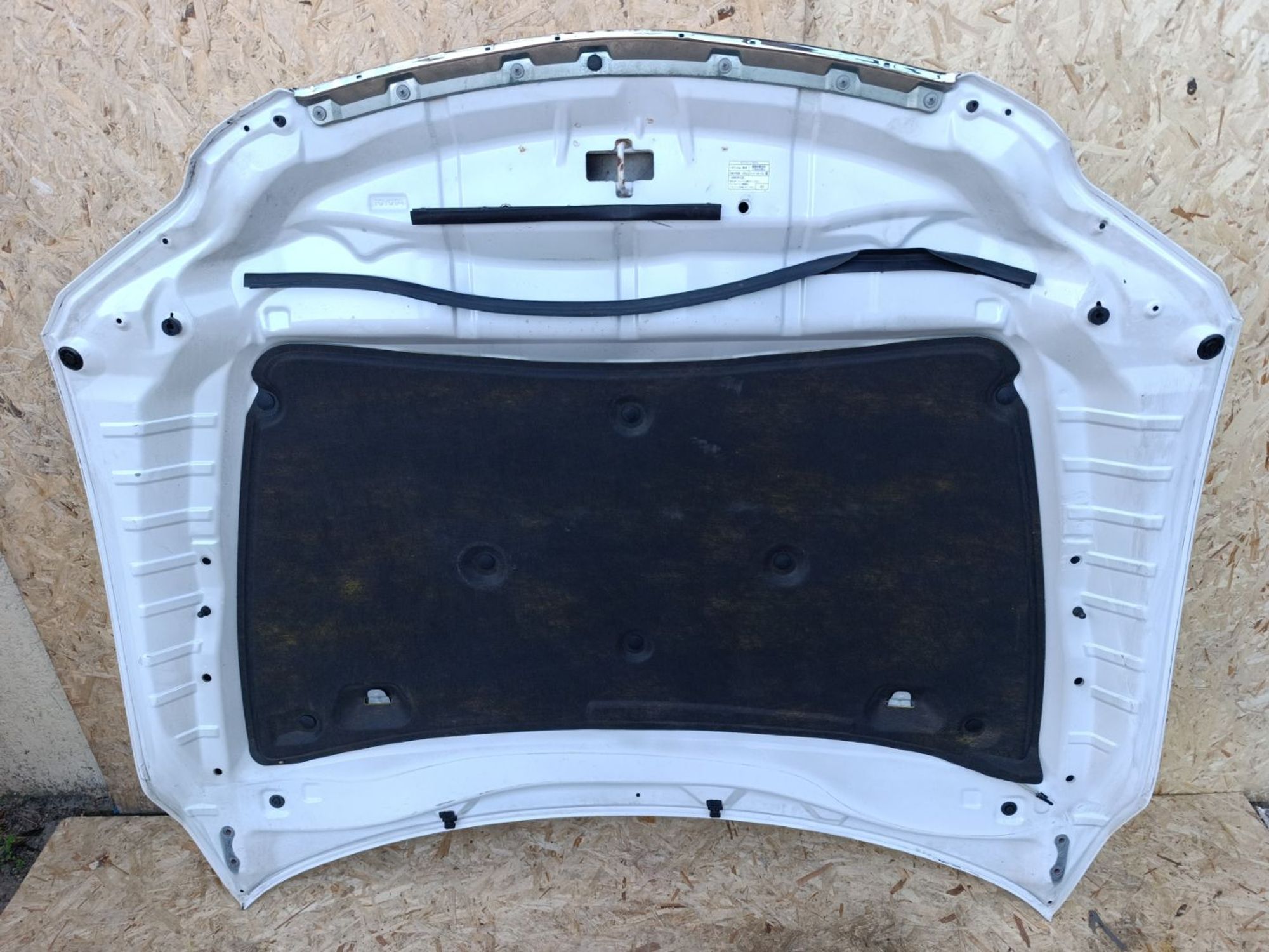 https://ycs.partsauto.market/partsauto-images/thmbs/userImages/d9b05010c61782443e0b3e264cf05921/part/cabdc4ca-f17f-4793-a45d-9cce40349290_1781797005261.jpg