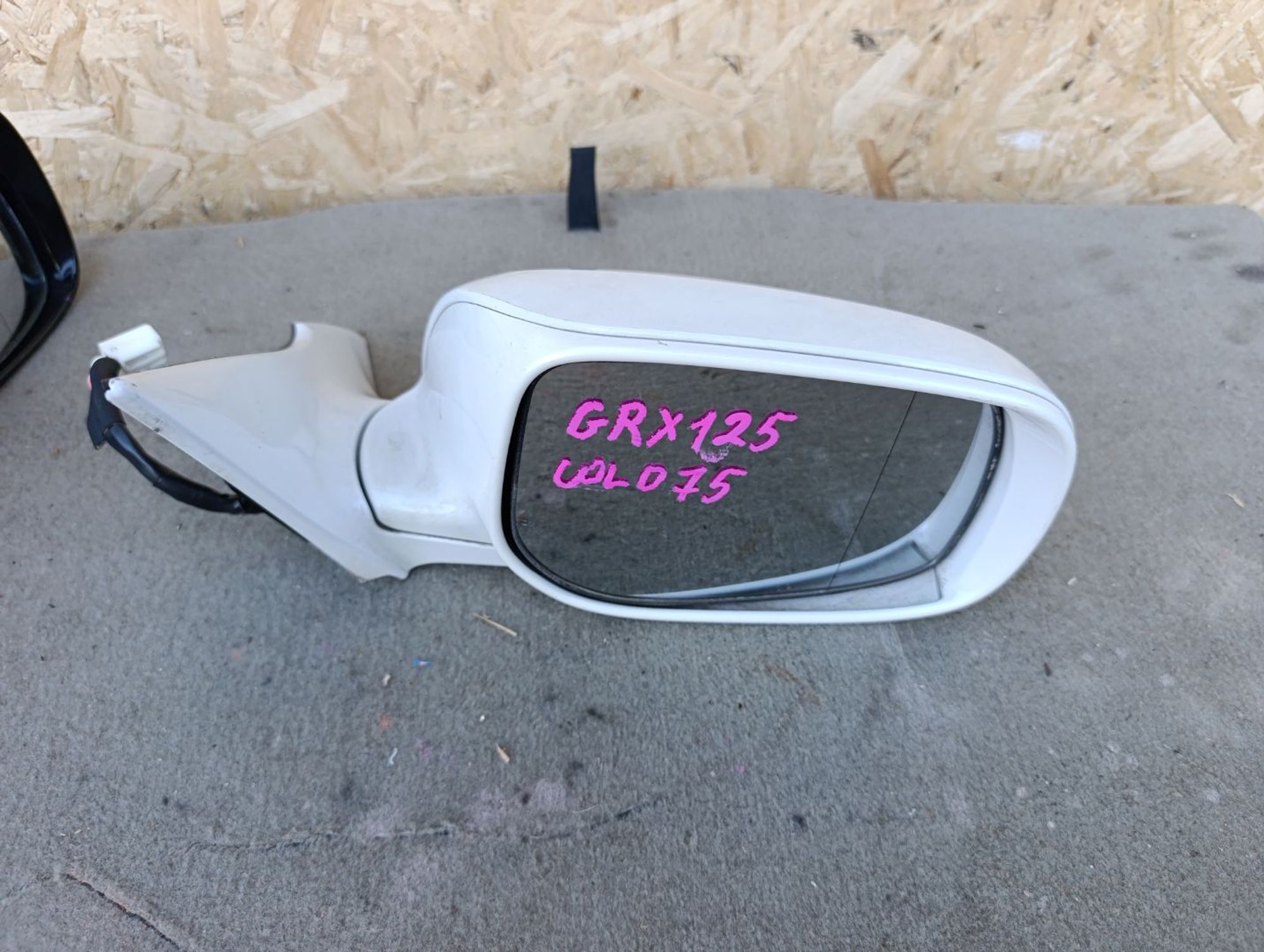 https://ycs.partsauto.market/partsauto-images/thmbs/userImages/d9b05010c61782443e0b3e264cf05921/part/cb3ec0d2-7b16-4eba-9c3c-732542a6c196_1785681082250.jpg