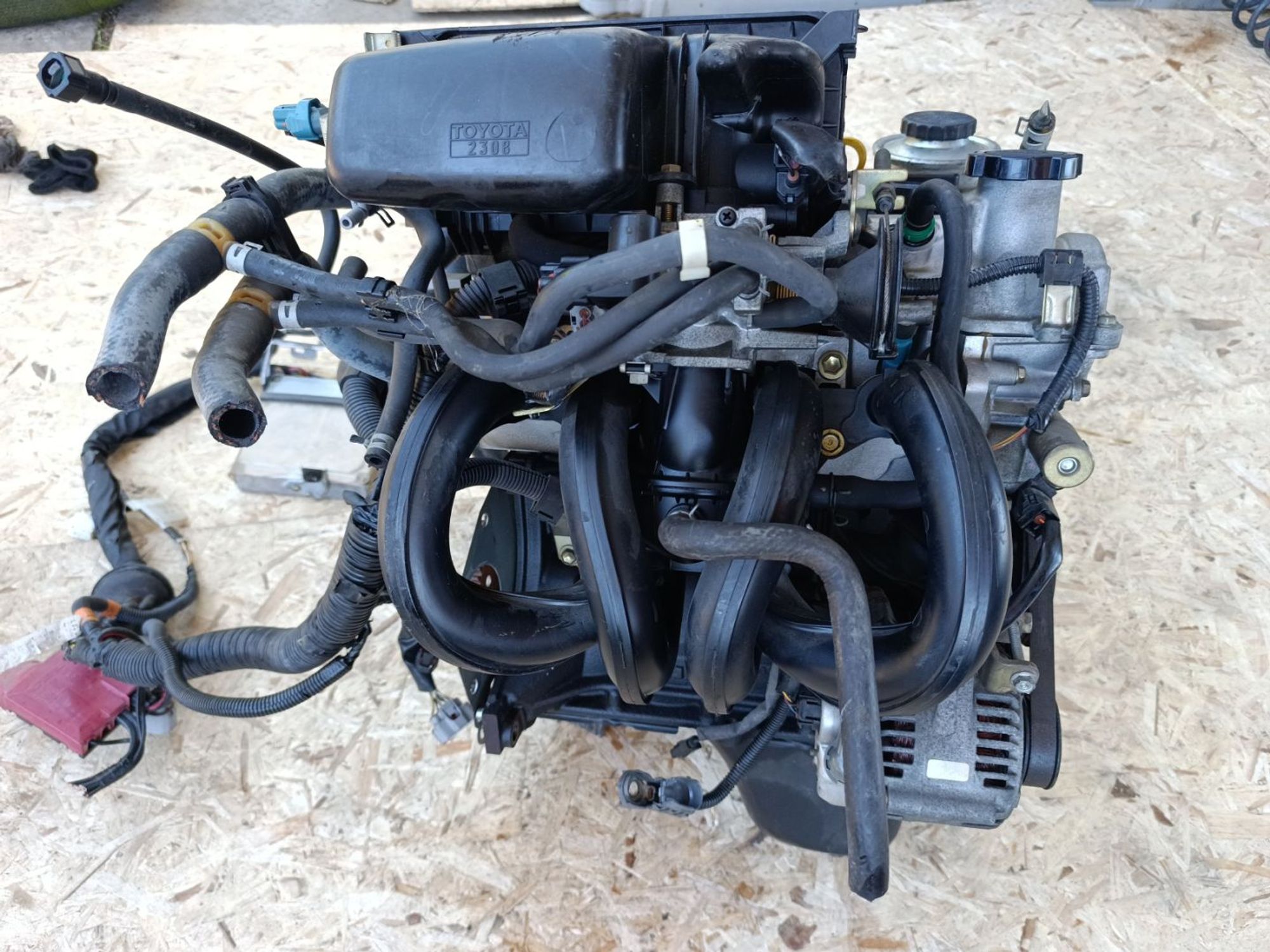 https://ycs.partsauto.market/partsauto-images/thmbs/userImages/d9b05010c61782443e0b3e264cf05921/part/cbead0b4-b772-4ad1-b502-84bc793ad287_1781515265763.jpg