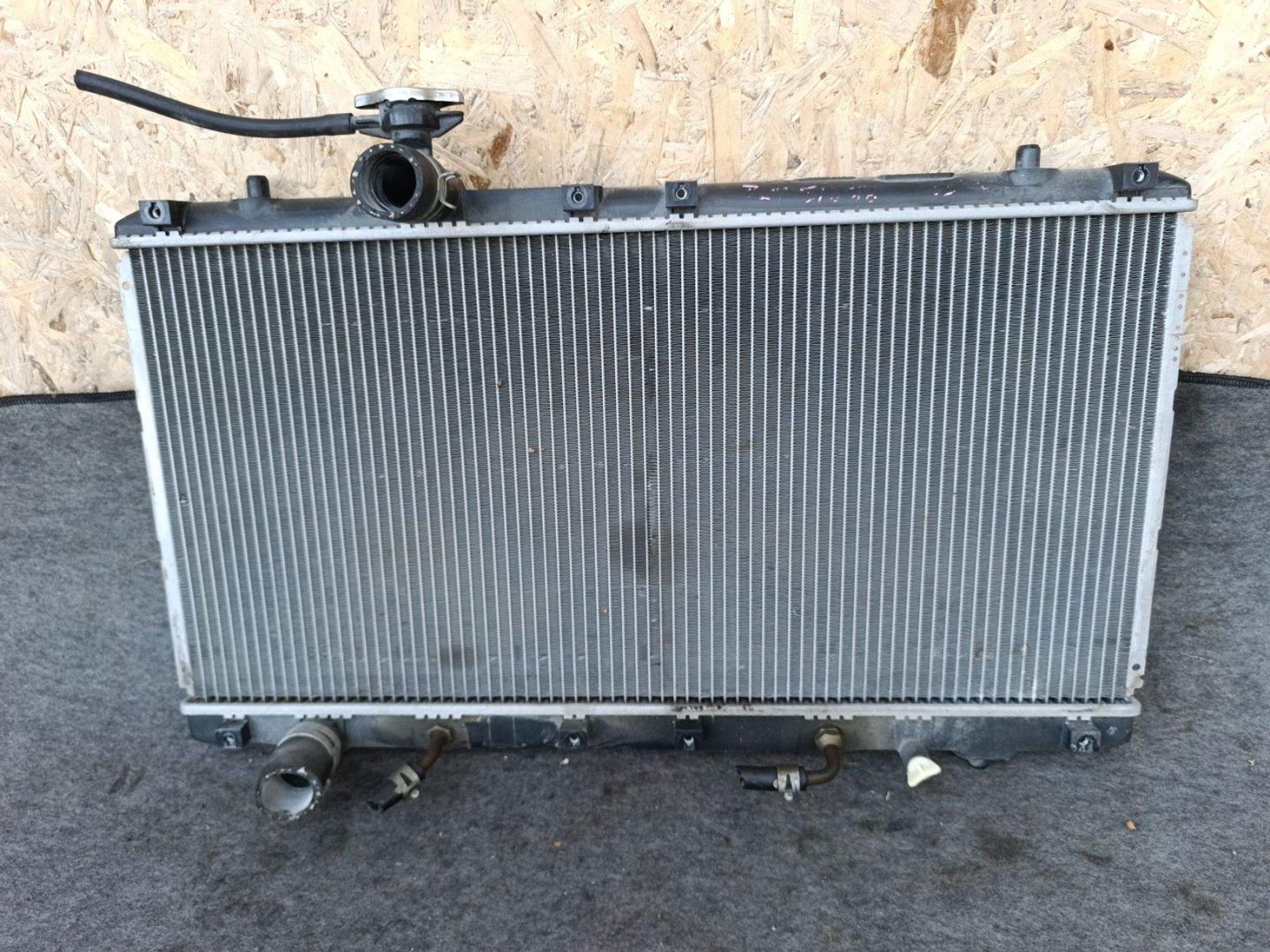 https://ycs.partsauto.market/partsauto-images/thmbs/userImages/d9b05010c61782443e0b3e264cf05921/part/cc063967-1c80-4072-ae26-ebf6b5a1165d_1781365593437.jpg