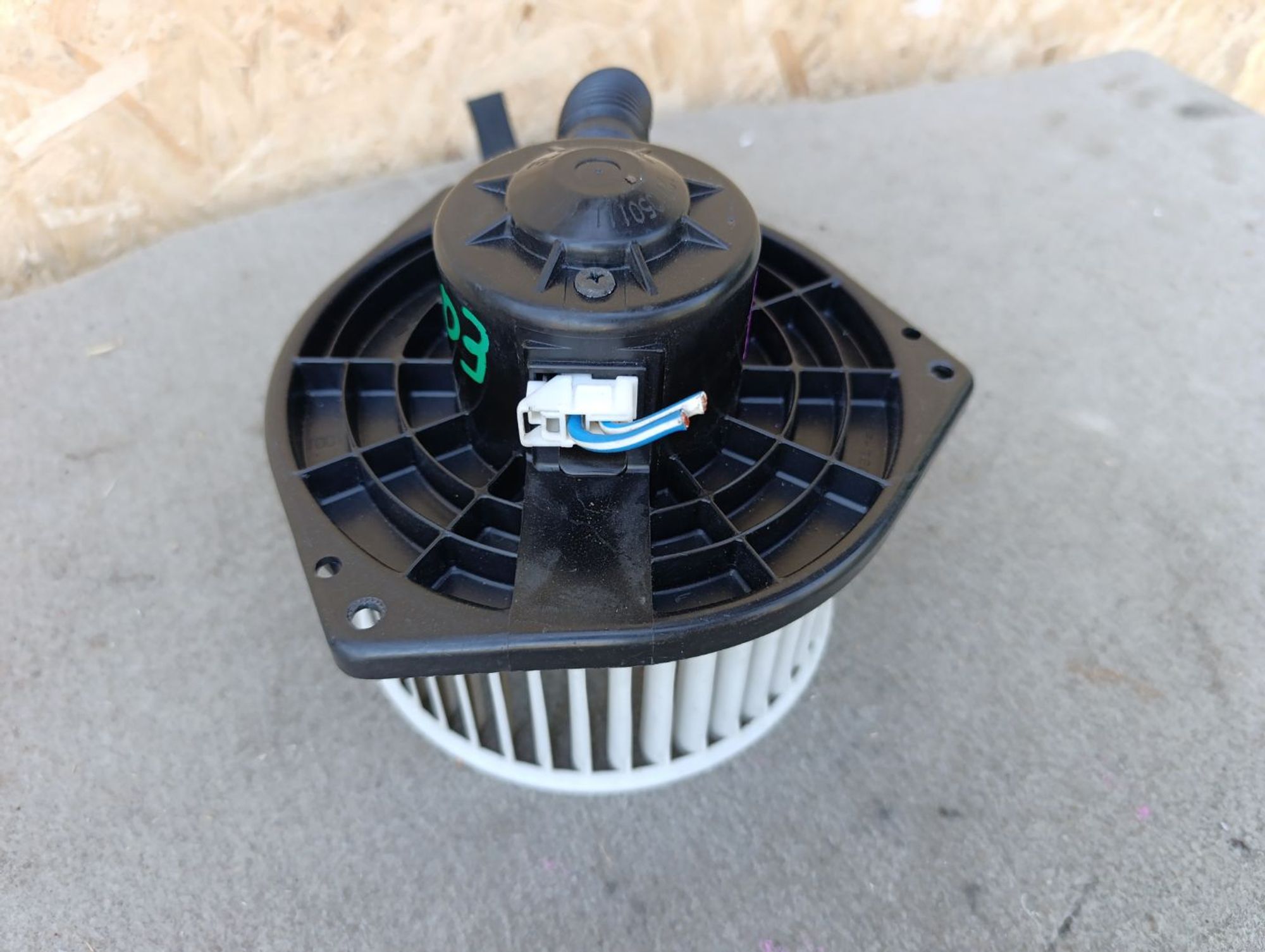 https://ycs.partsauto.market/partsauto-images/thmbs/userImages/d9b05010c61782443e0b3e264cf05921/part/cca31f02-b7a7-45ef-b060-c2c72e3b2011_1785585706592.jpg