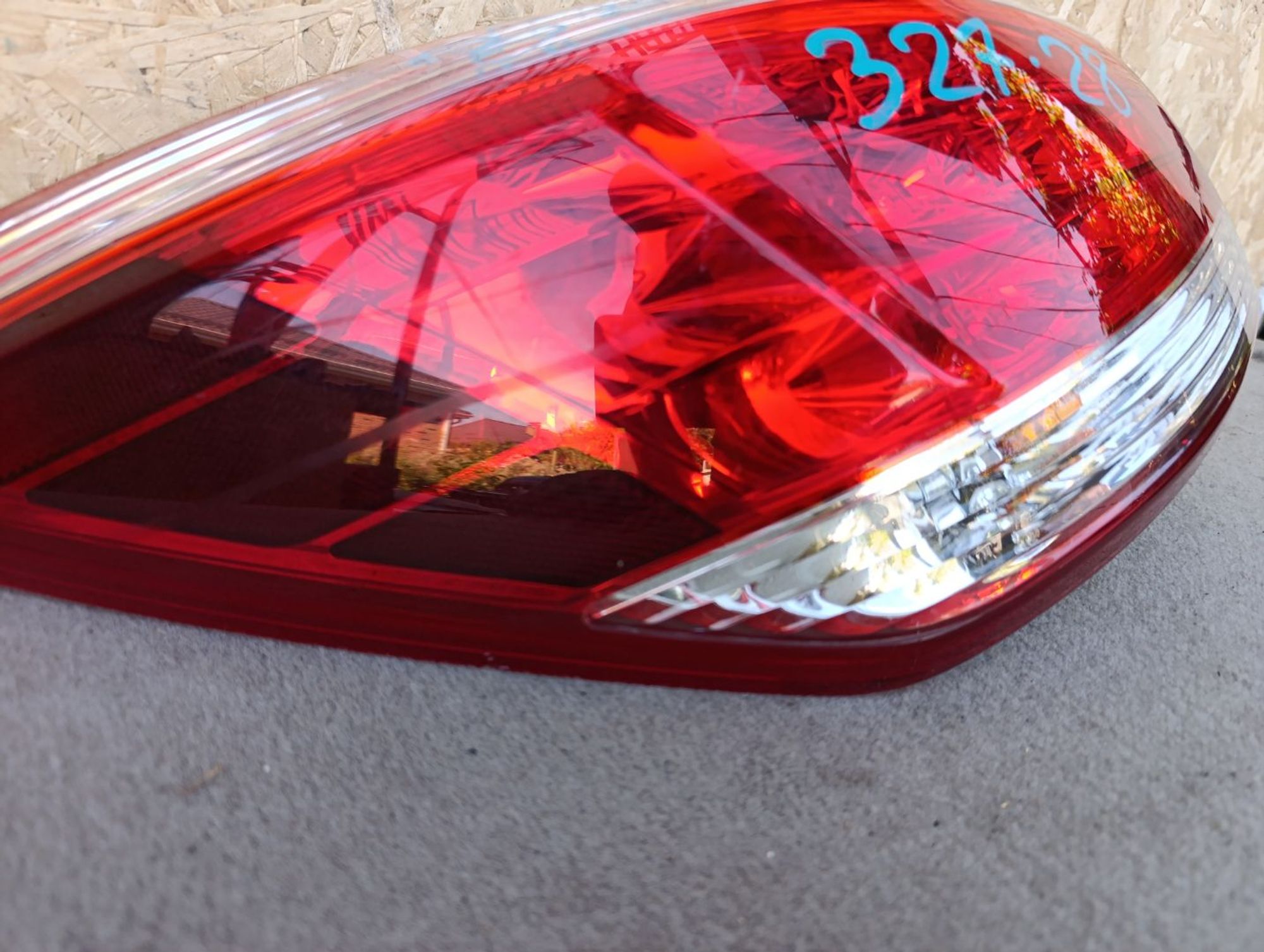 https://ycs.partsauto.market/partsauto-images/thmbs/userImages/d9b05010c61782443e0b3e264cf05921/part/ccfa5a52-41fc-47b8-8040-604cf58326aa_1784554545191.jpg