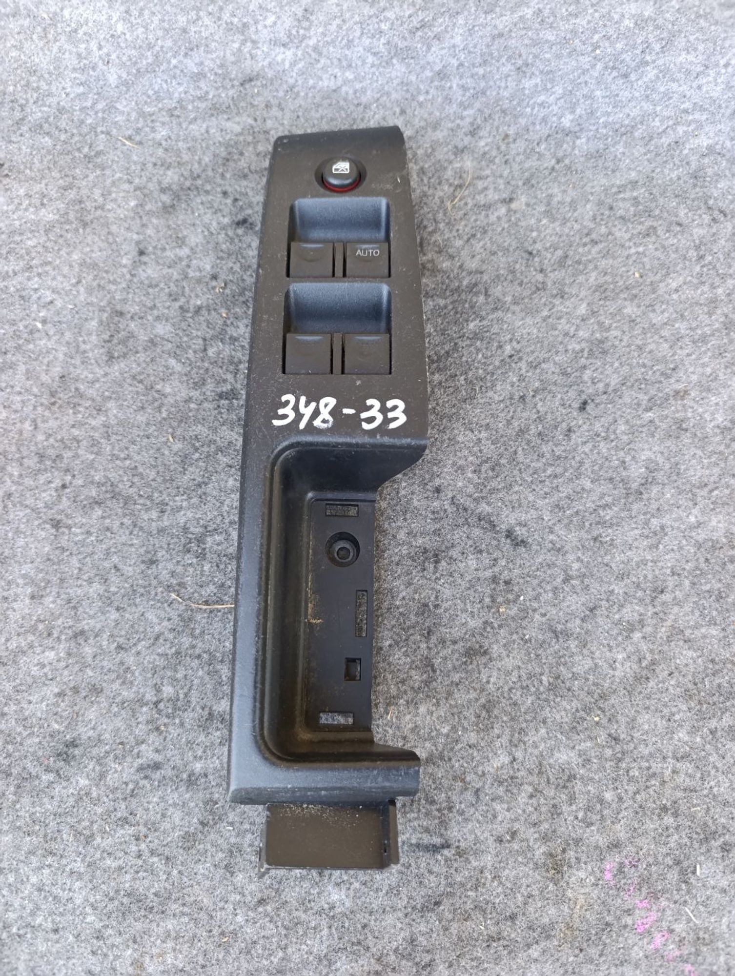 https://ycs.partsauto.market/partsauto-images/thmbs/userImages/d9b05010c61782443e0b3e264cf05921/part/ce4fddd4-ff6d-4cb4-8dc8-955b76522d94_1783432398965.jpg