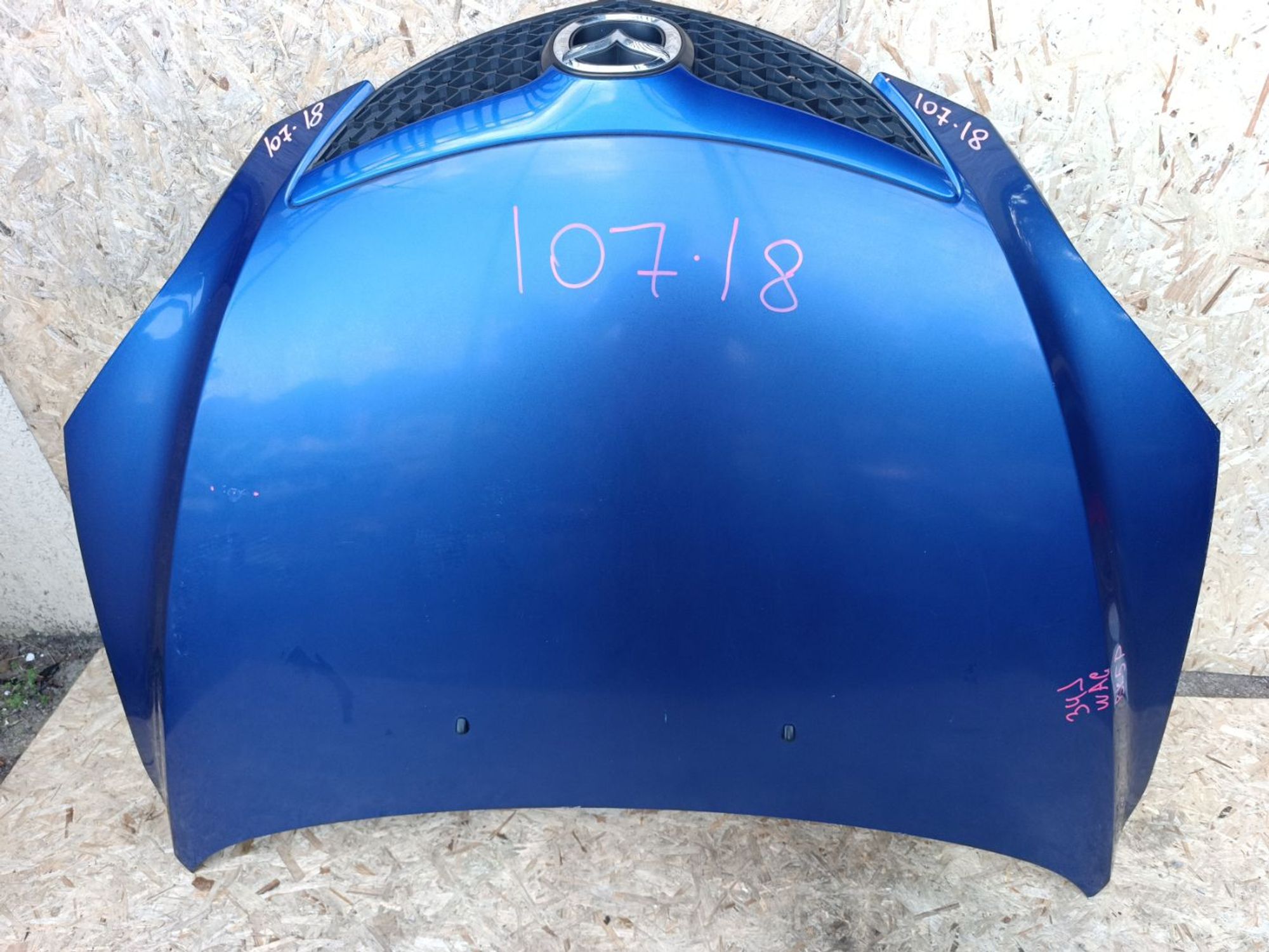 https://ycs.partsauto.market/partsauto-images/thmbs/userImages/d9b05010c61782443e0b3e264cf05921/part/ce90905c-e43d-4e16-b1a9-18b0bcc36303_1781707814724.jpg