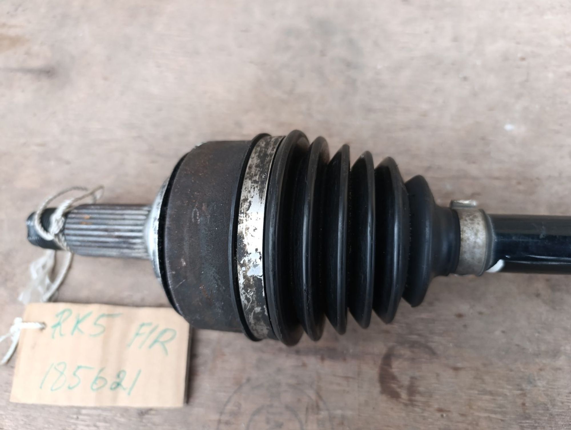 https://ycs.partsauto.market/partsauto-images/thmbs/userImages/d9b05010c61782443e0b3e264cf05921/part/cea3990e-bbaa-4c8e-9fe6-cefbd0d31e05_1738850818672.jpg