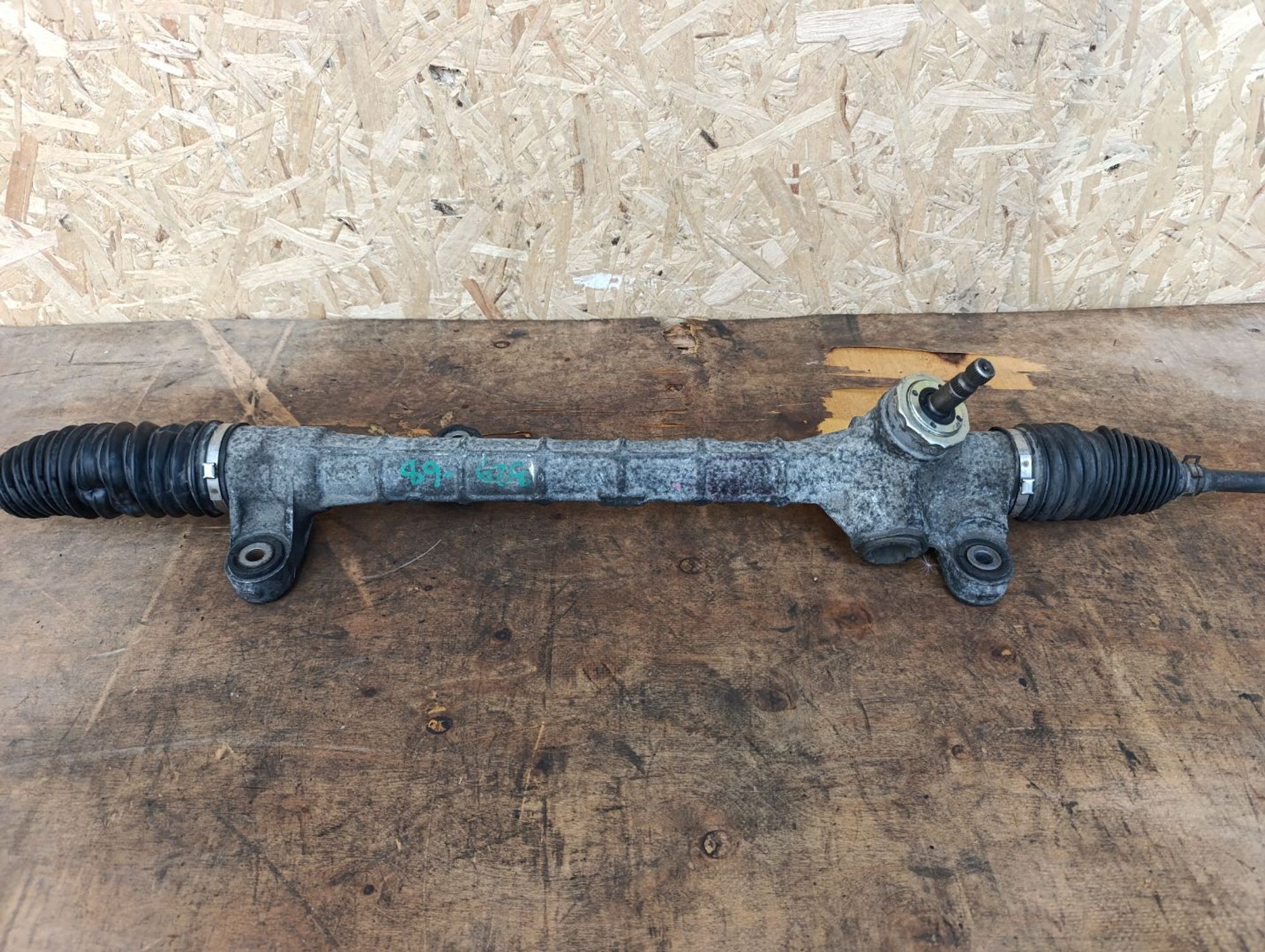 https://ycs.partsauto.market/partsauto-images/thmbs/userImages/d9b05010c61782443e0b3e264cf05921/part/cf553db1-65b0-4aea-a8ea-739952765756_1784301453727.jpg