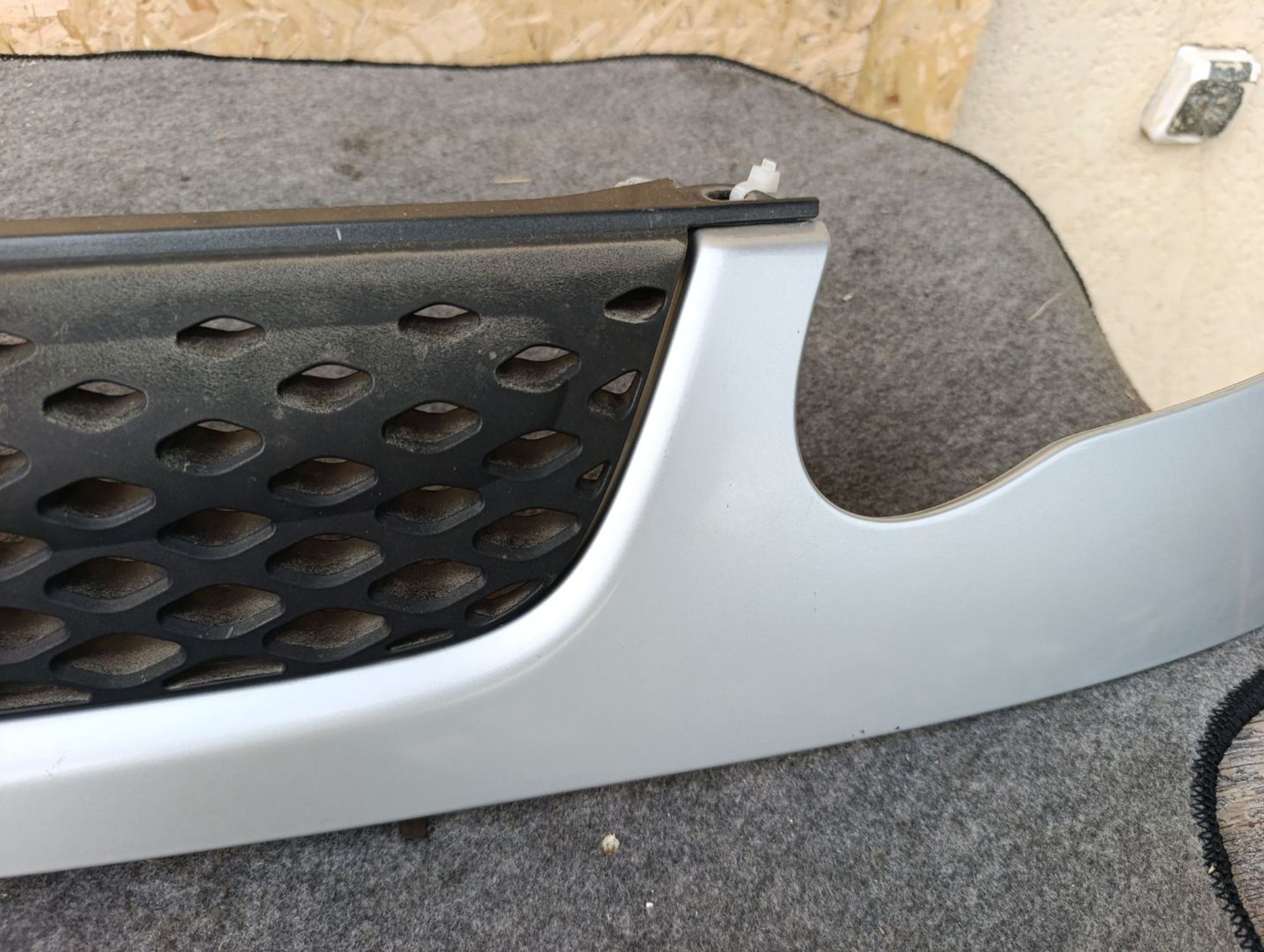 https://ycs.partsauto.market/partsauto-images/thmbs/userImages/d9b05010c61782443e0b3e264cf05921/part/d04bf913-2a40-46ed-9b6d-13323cb6510c_1783525234533.jpg