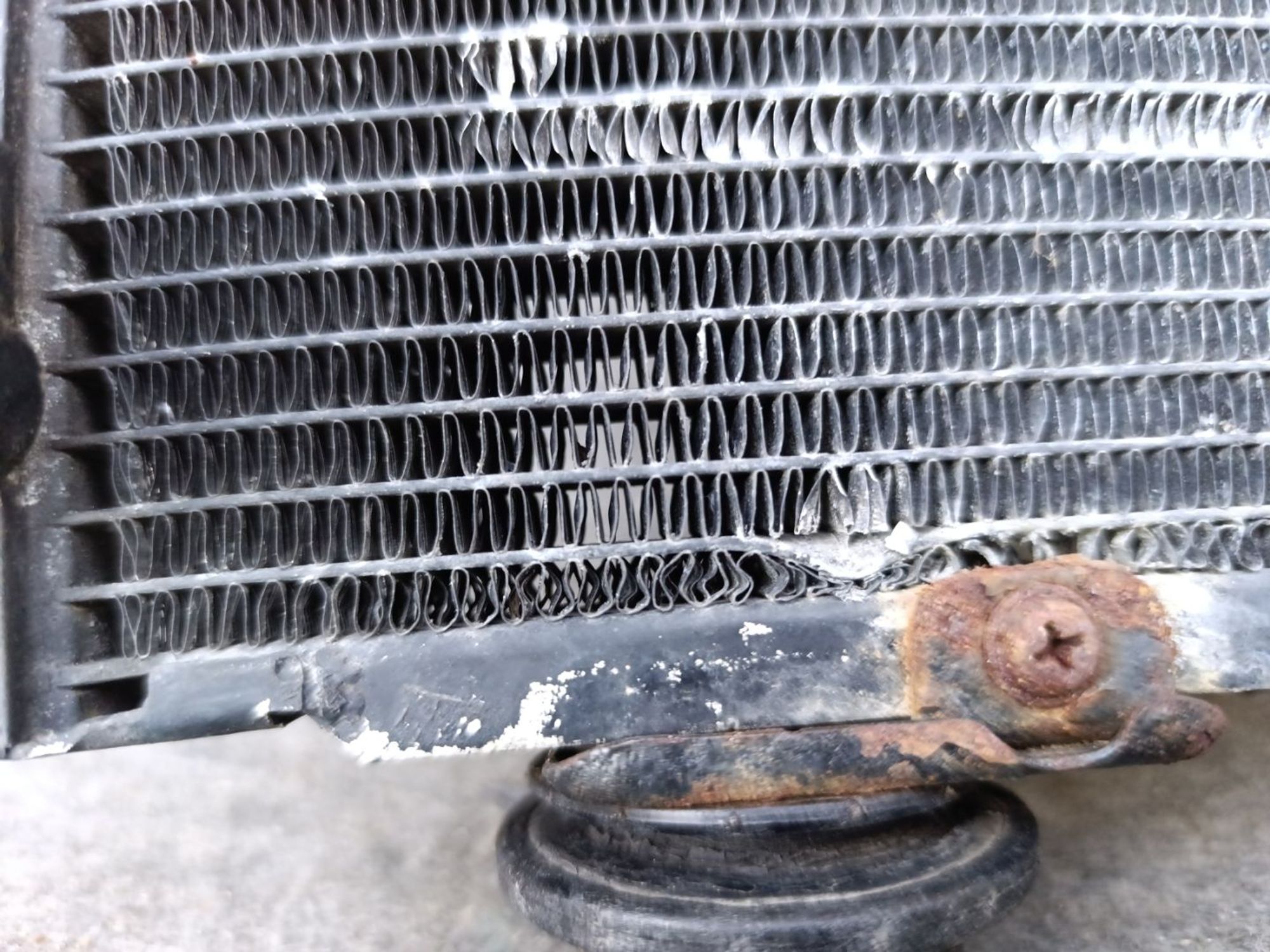https://ycs.partsauto.market/partsauto-images/thmbs/userImages/d9b05010c61782443e0b3e264cf05921/part/d16c355b-df2f-46b1-8e06-fe3009bb90ff_1781626481797.jpg