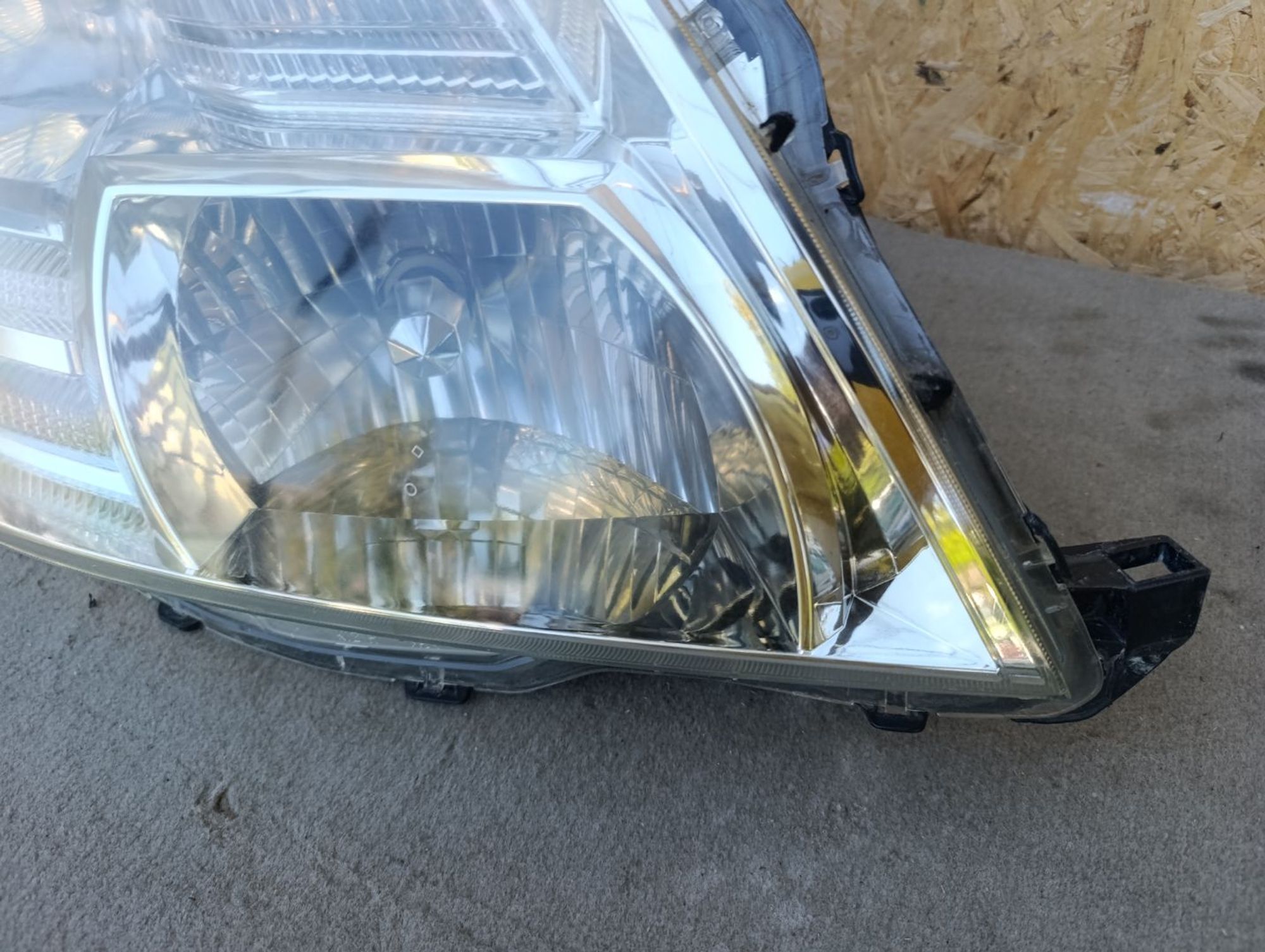 https://ycs.partsauto.market/partsauto-images/thmbs/userImages/d9b05010c61782443e0b3e264cf05921/part/d1702ed5-1b43-476f-9d6a-2bfa2249ad07_1785410014267.jpg