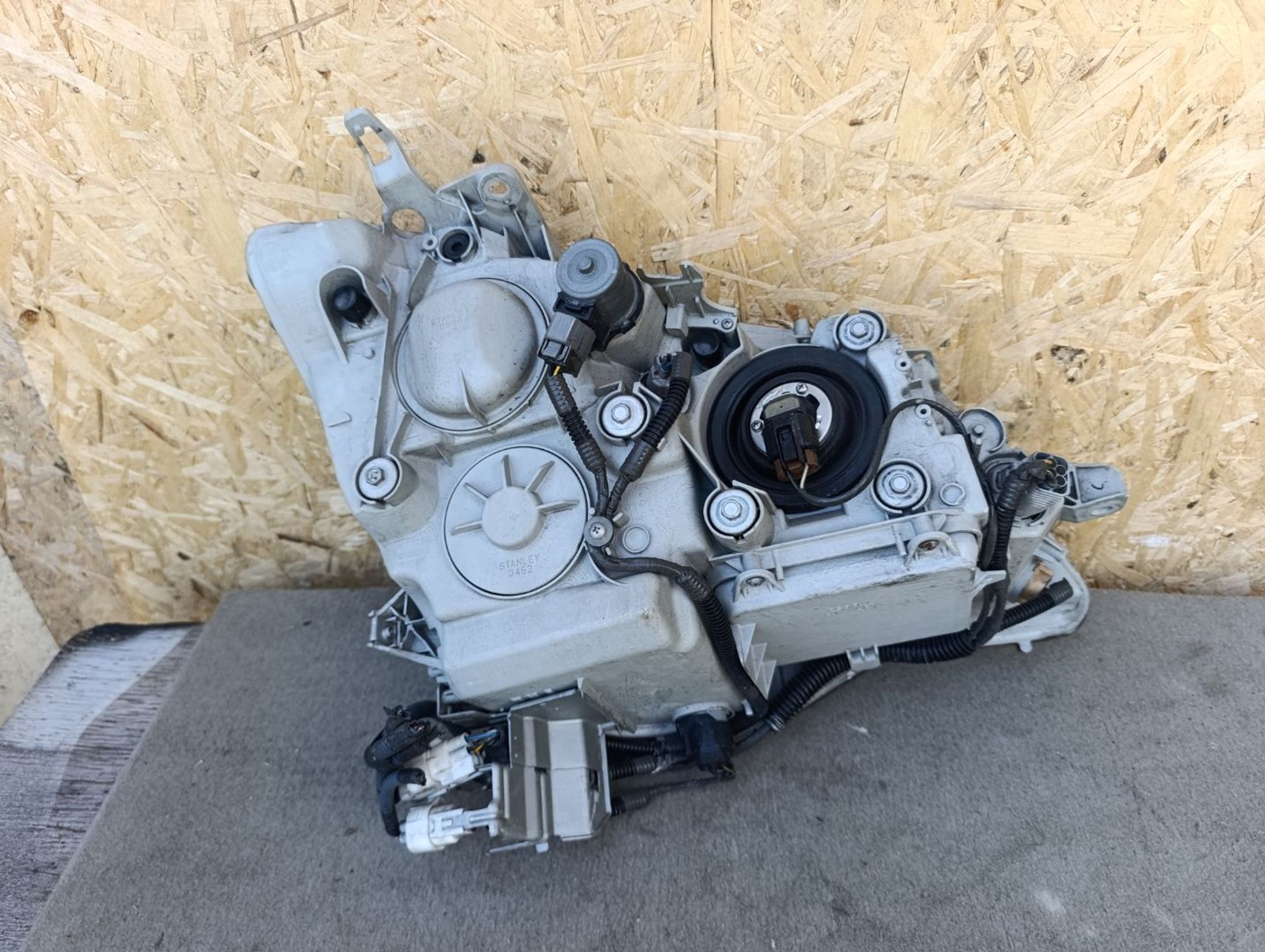 https://ycs.partsauto.market/partsauto-images/thmbs/userImages/d9b05010c61782443e0b3e264cf05921/part/d1ddf67e-4e76-4651-801d-860cd4fbb6b5_1785404855607.jpg